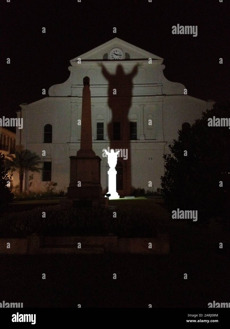 Jesus shadow hires stock photography and images Alamy