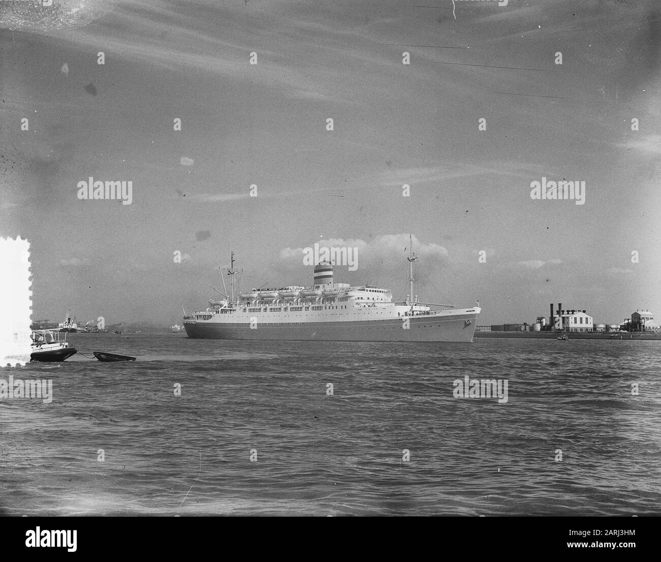 Ms Rijndam First tour Rijndam Holland America line Date: 14 July 1951 Keywords ...