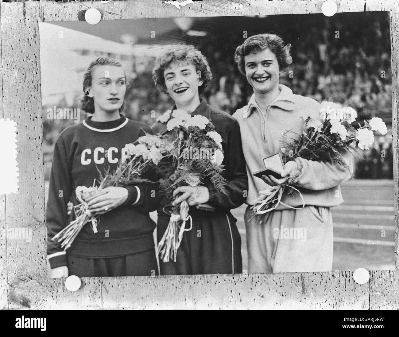Winners ladies 200m Puck Brouwer Date: July 26, 1952 Keywords: Winners Person name: Brouwer, Puck Stock Photo