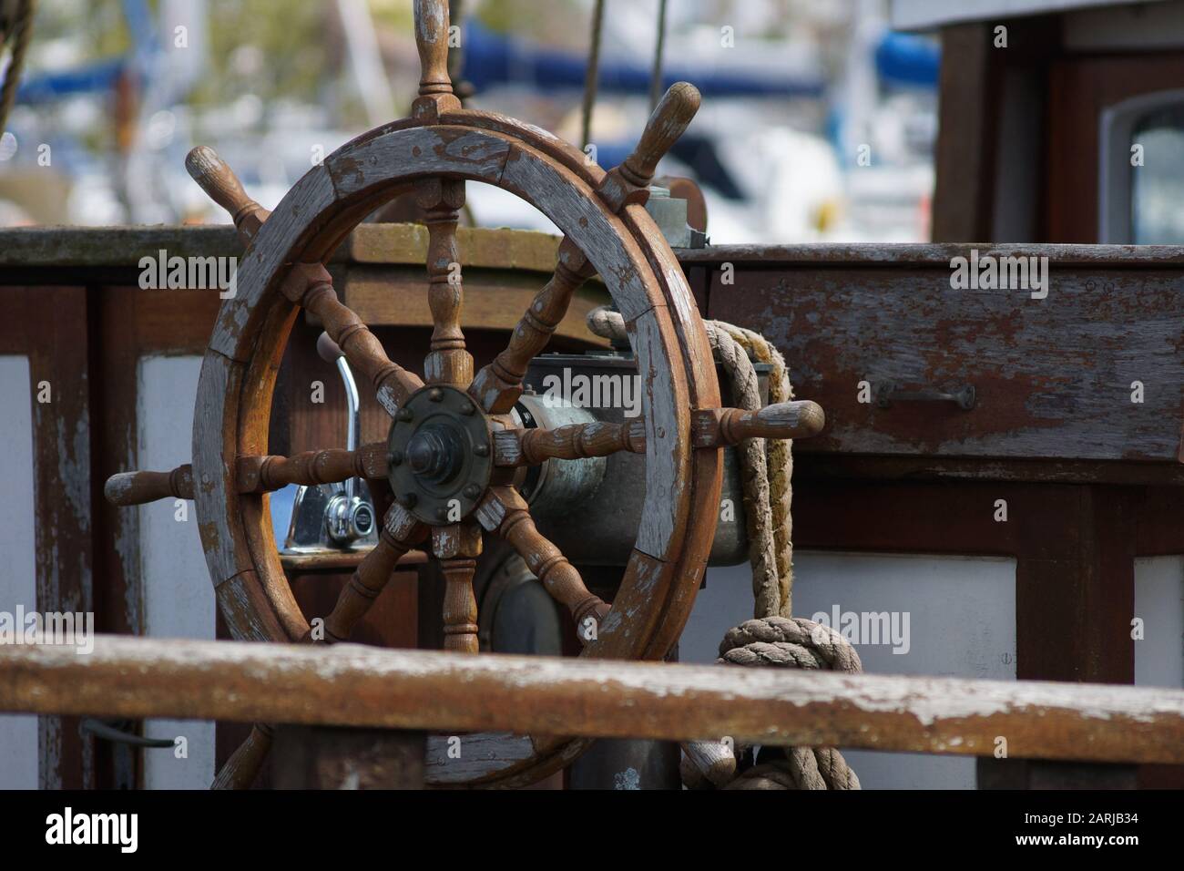 36'' Nautical Marine Wooden Ship Steering Wheel Brass Anchor Pirate