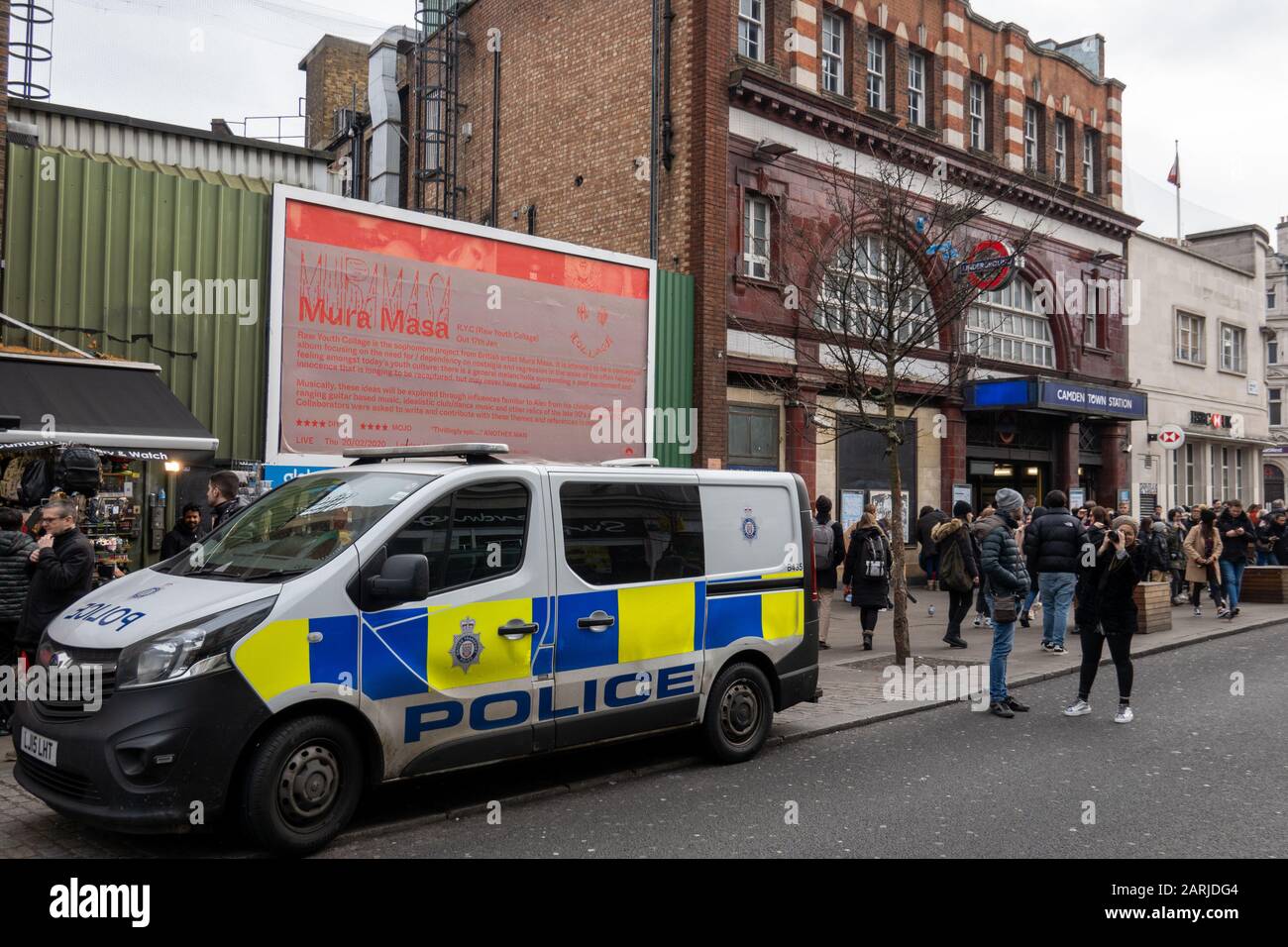 police-van-outside-camden-town-underground-station-london-uk-stock
