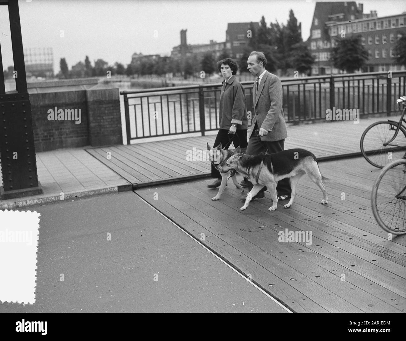 First day evening four-day Amsterdam (Berlageburg) (15 km Date: 23 June 1954 Location: Amsterdam, Noord-Holland Keywords: Avondvierdaagse Stock Photo