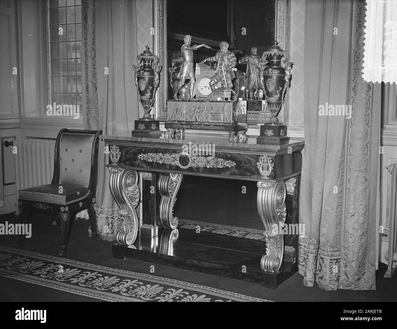 Interiors of Royal Palace Amsterdam Date: 16 July 1954 Location: Amsterdam, Noord-Holland Keywords: INTERIURS, palaces Stock Photo
