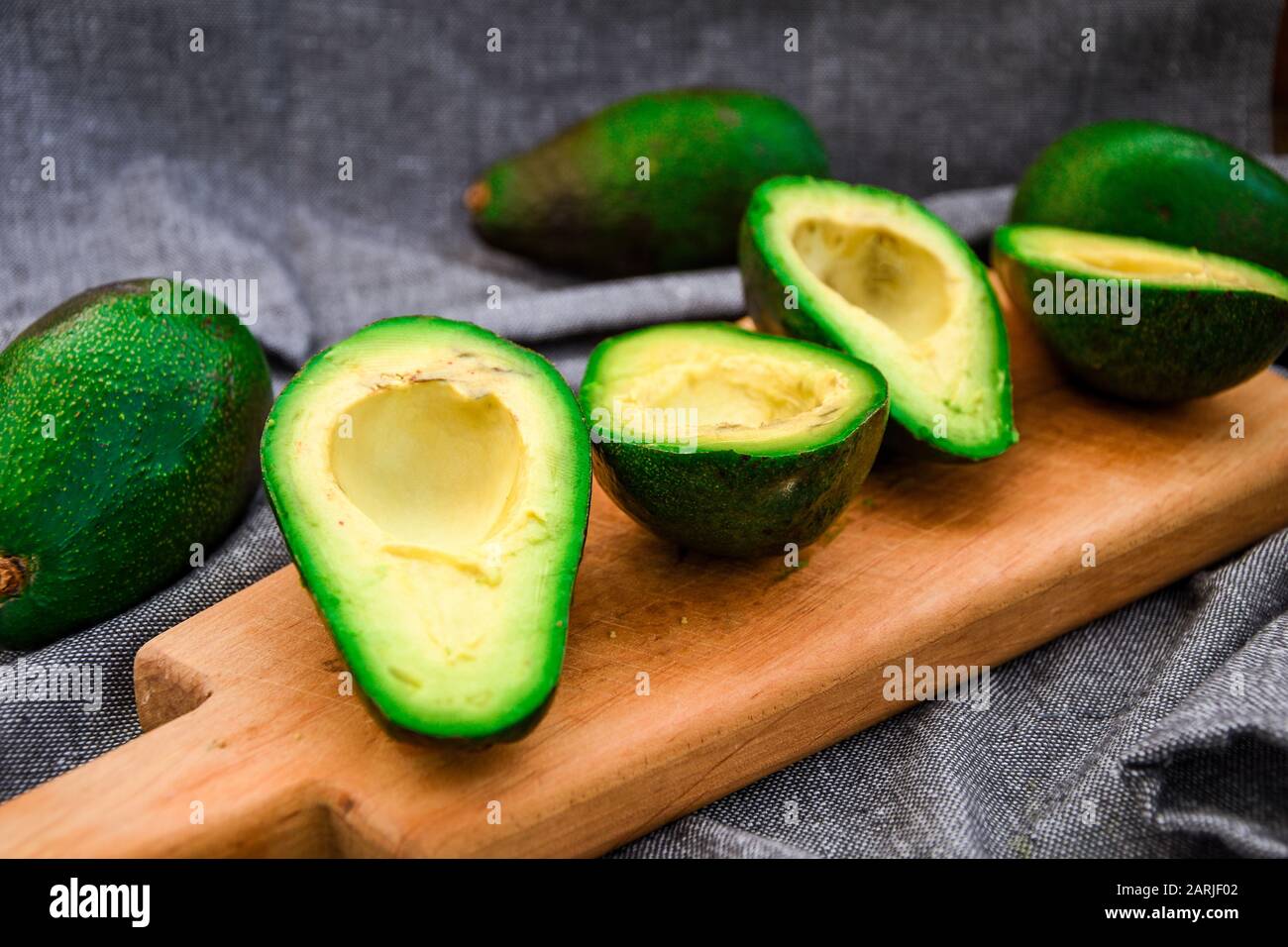Cut Half Avocado Isolated Illustration High Resolution Stock Photography And Images Alamy