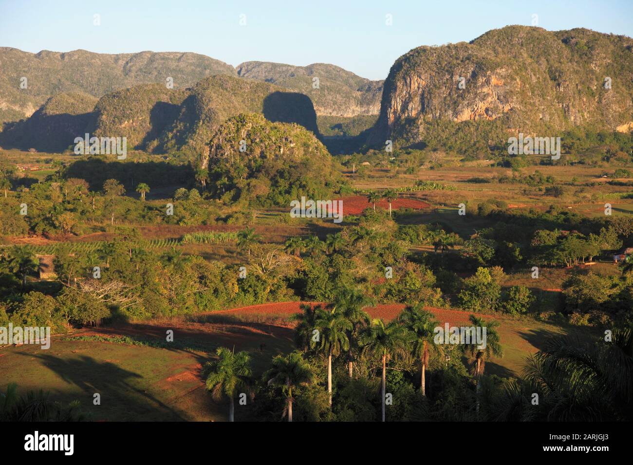 Cuba Vinales Valley Valle De Vinales Mogotes Limestone Cliffs Stock Photo Alamy