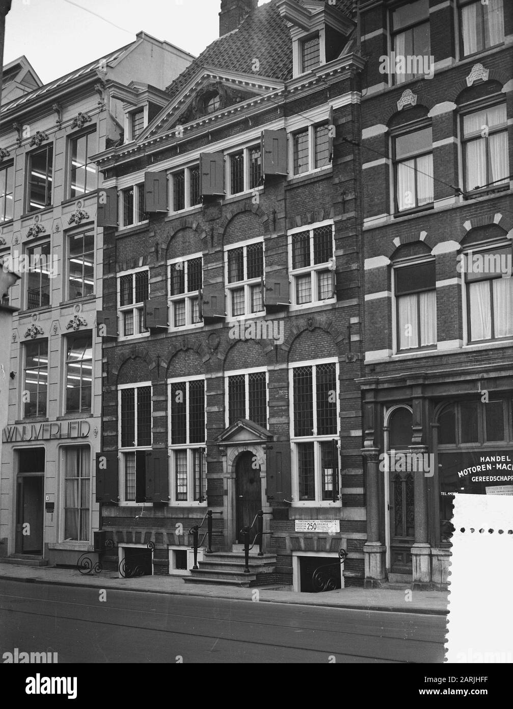 Townscapes, Rembrandthuis Date: December 14, 1955 Keywords: Cityscapes Institution name: Rembrandthuis Stock Photo