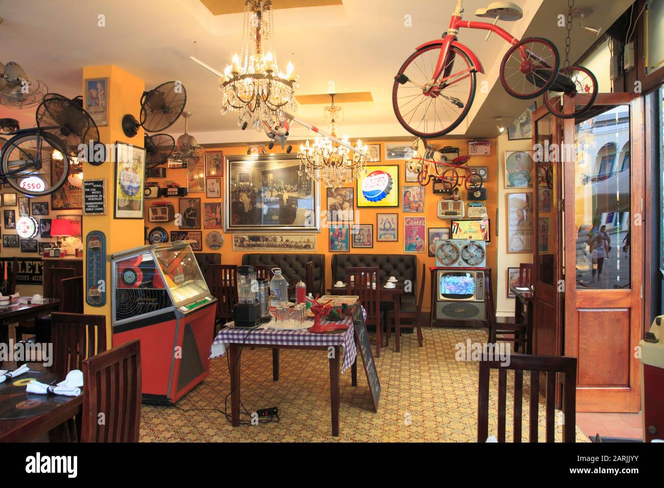 Interior tourism hi-res stock photography and images - Alamy