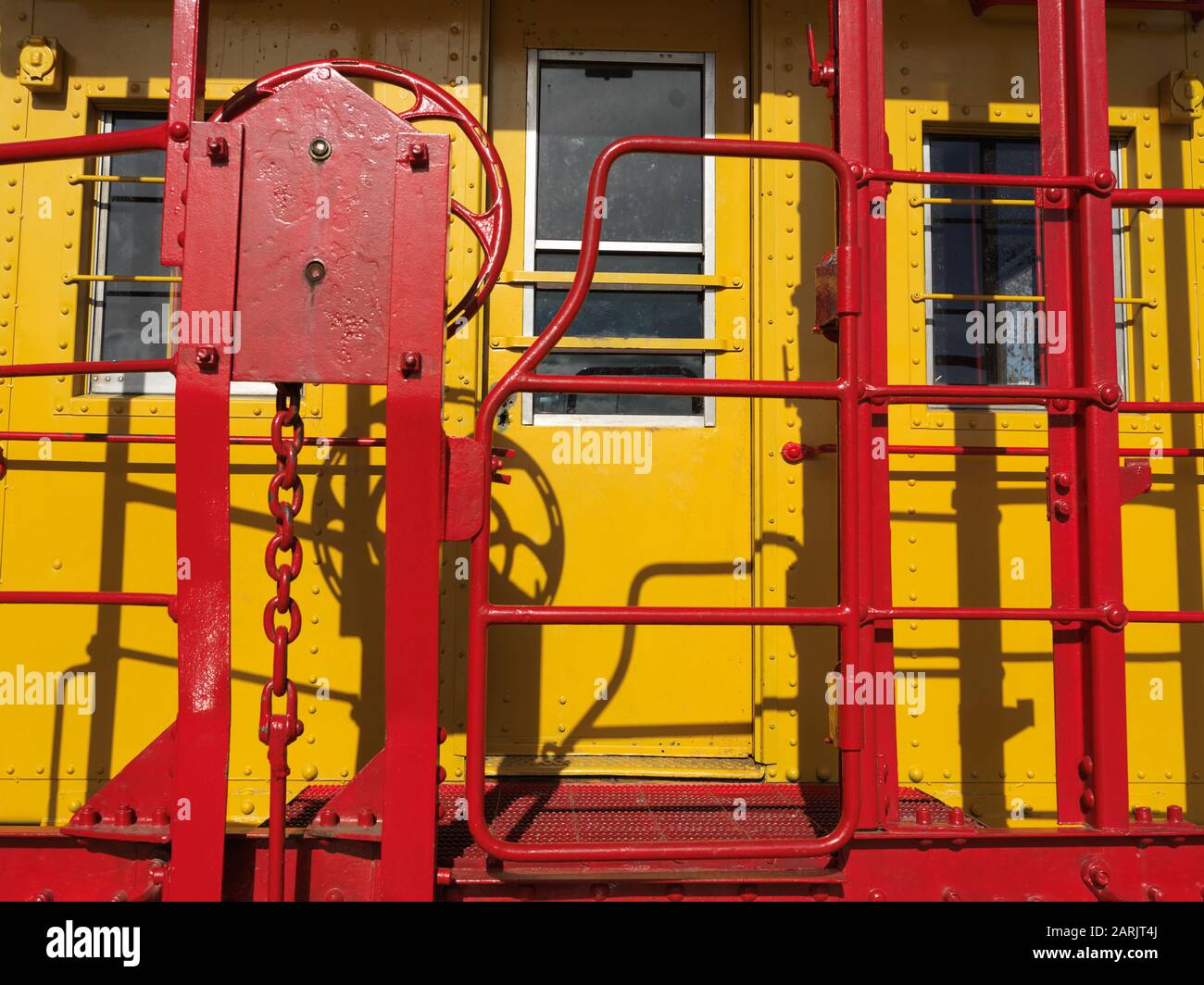 Yellow red train hires stock photography and images Alamy