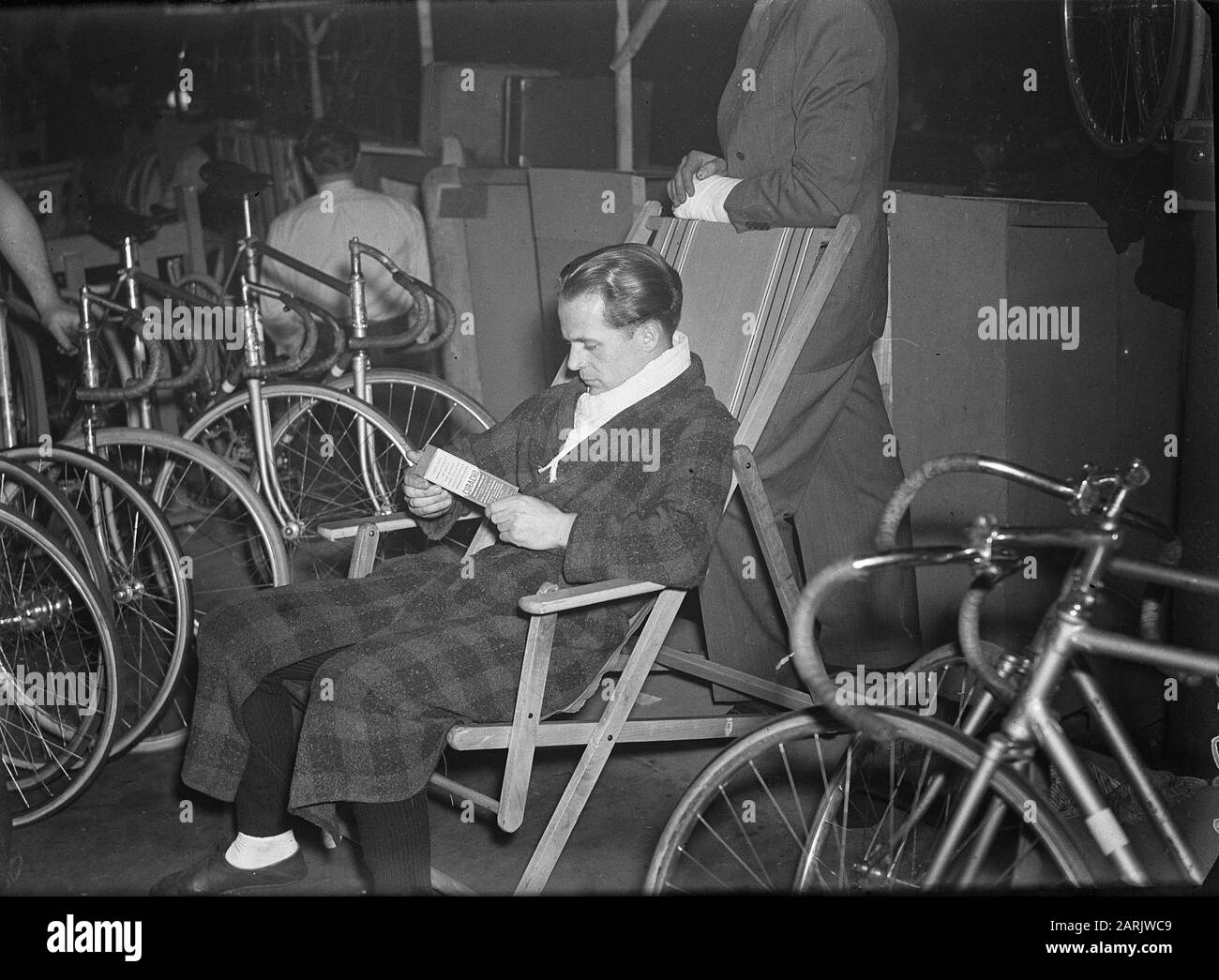 Six-Day Date: February 25, 1947 Keywords: SAGES, Cycling Stock Photo