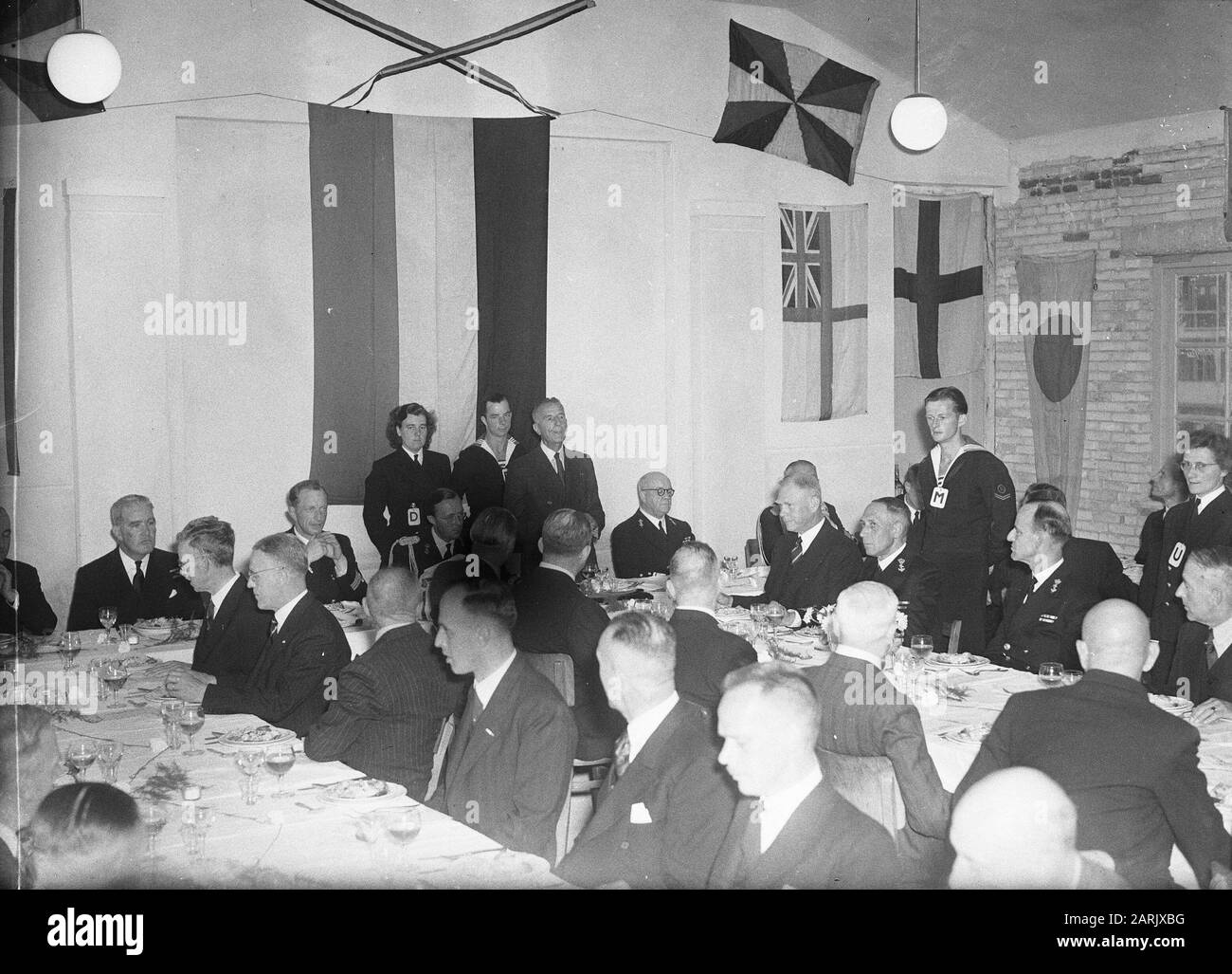 Forty-year anniversary Submarine service.. Dinner officers reunists. Speech Date: 18 June 1947 Location: Rotterdam Keywords: anniversaries, meals, marine Stock Photo