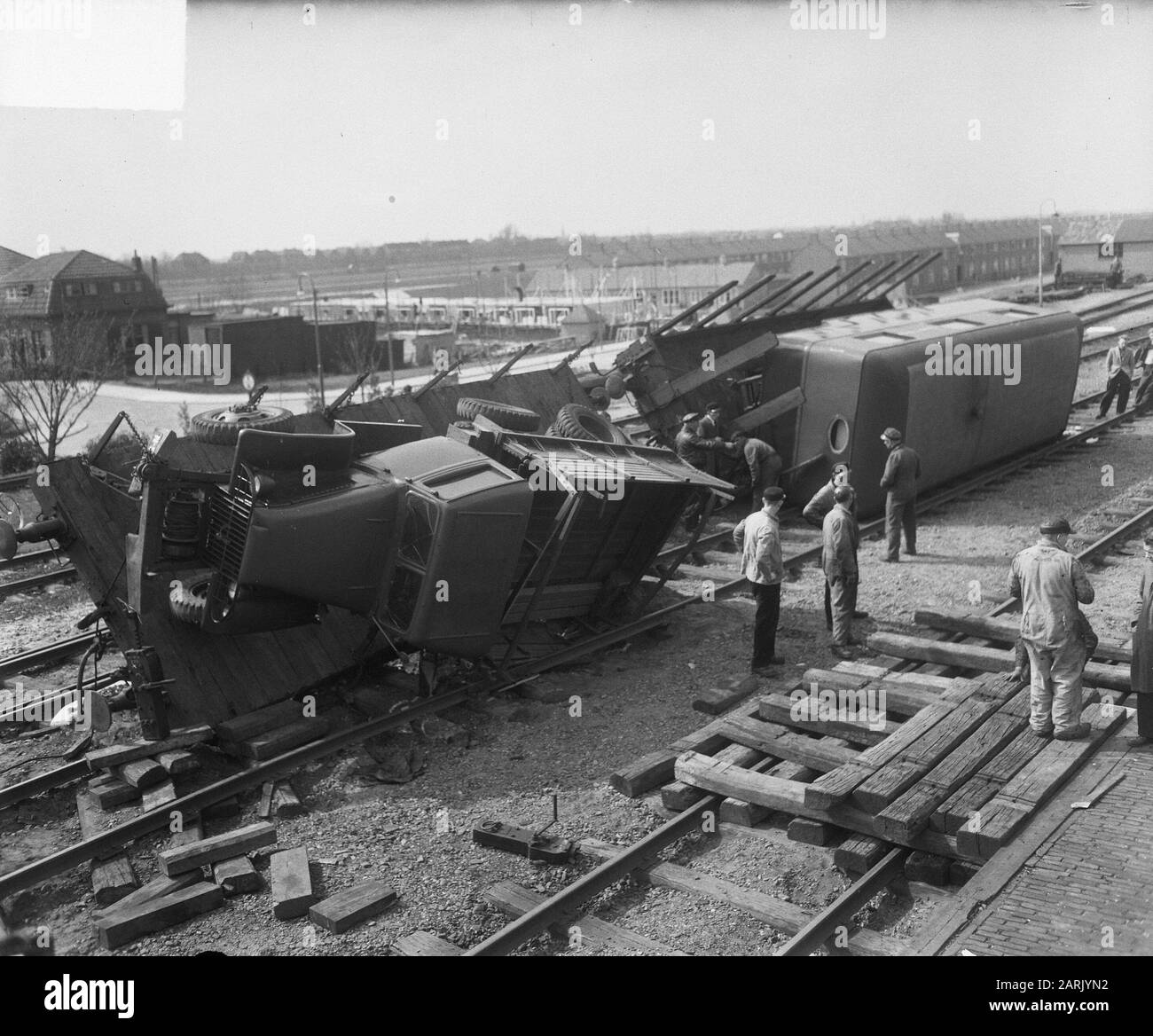 Train accident at Uithoorn, Overview Date: 18 april 1950 Location ...