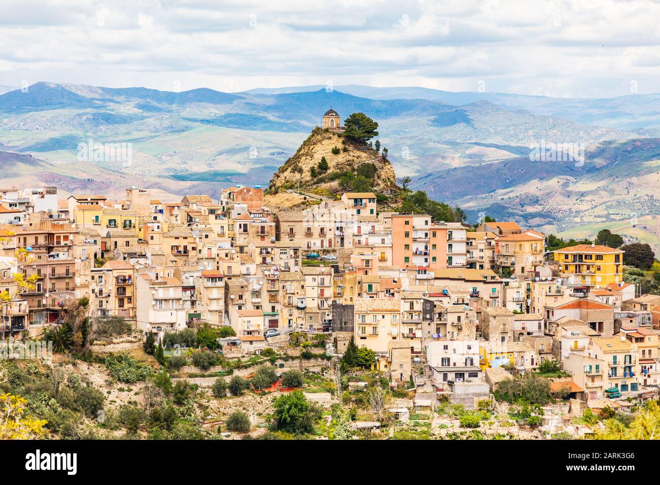 Italy, Sicily, Enna Province, Centuripe.  The ancient town of Centuripe in eastern Sicily. The town is pre-Roman, dating back to the 5th century BC. Stock Photo