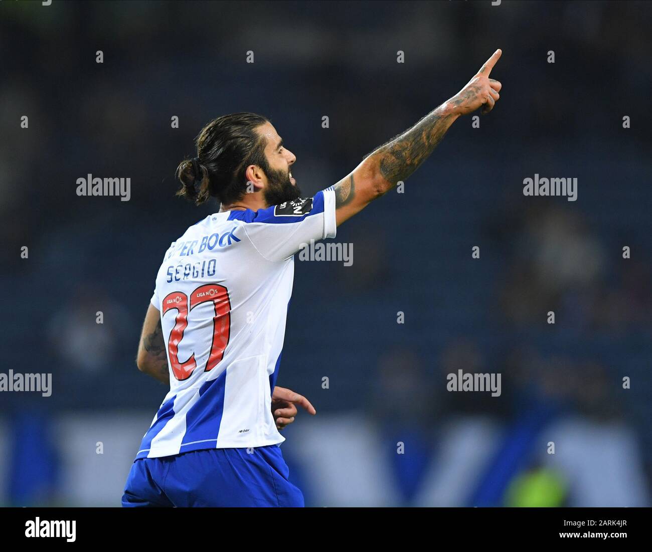 28th January 2020 Dragao Stadium Porto Portugal Portuguese Championship 2019 2020 Fc Porto Versus Gil Vicente Sergio Oliveira Of Fc Porto Celebrates His Goal In The 57th Minute For 2 1 Stock Photo Alamy