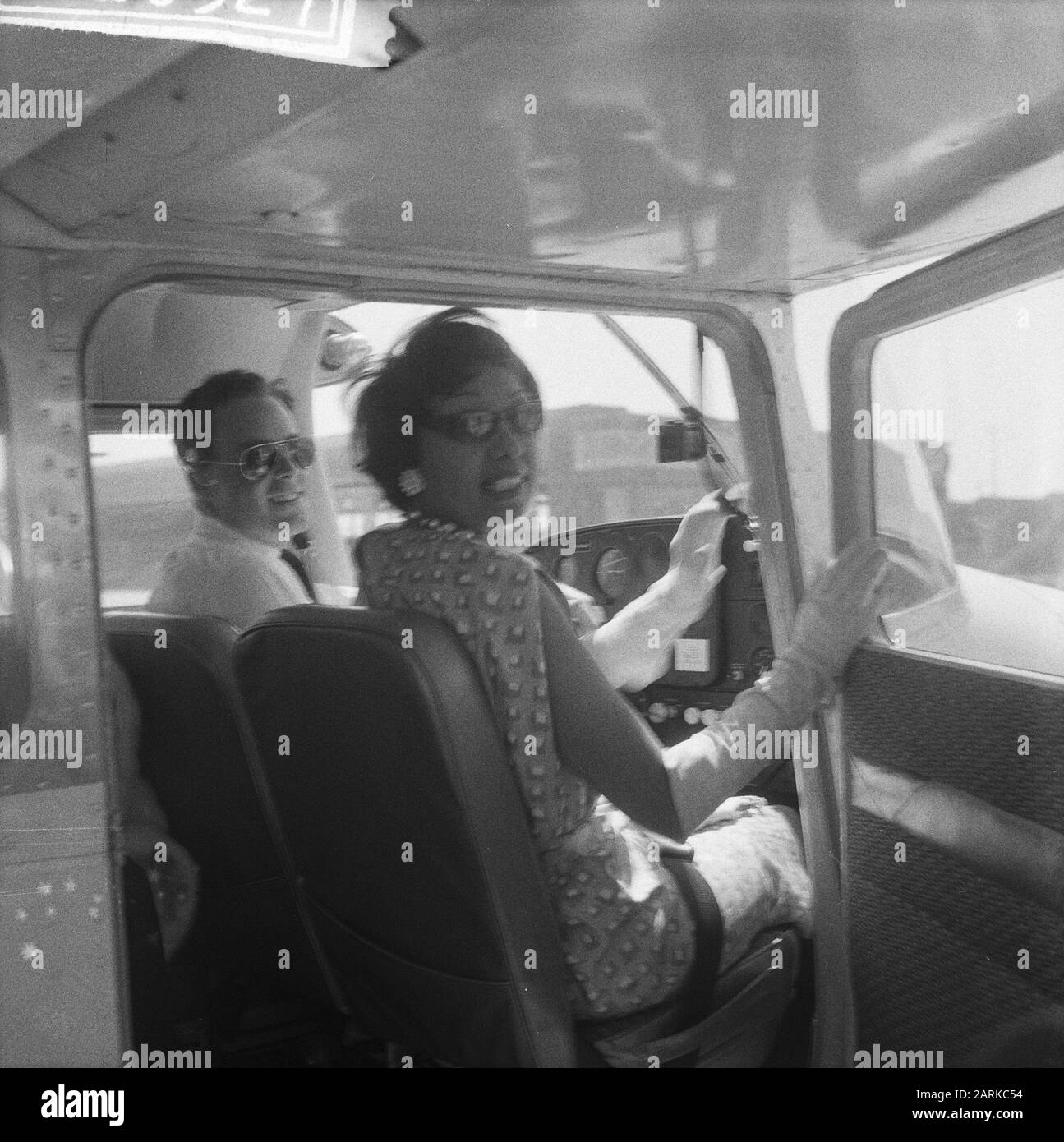 Josephine Baker in Castle Les Milandes J. B. start Schiphol Date: June 26, 1961 Location: Noord-Holland, Schiphol Keywords: planes Personal name: Baker, Josephine Stock Photo