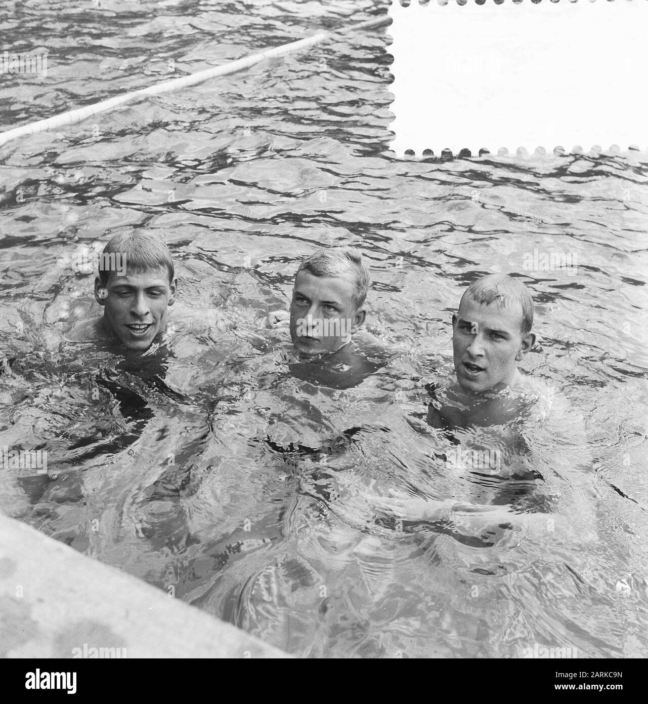 Swimming championships of the Netherlands in Heerlen Date: August 5, 1961 Location: Heerlen, Limburg Keywords: sport, swimming Stock Photo