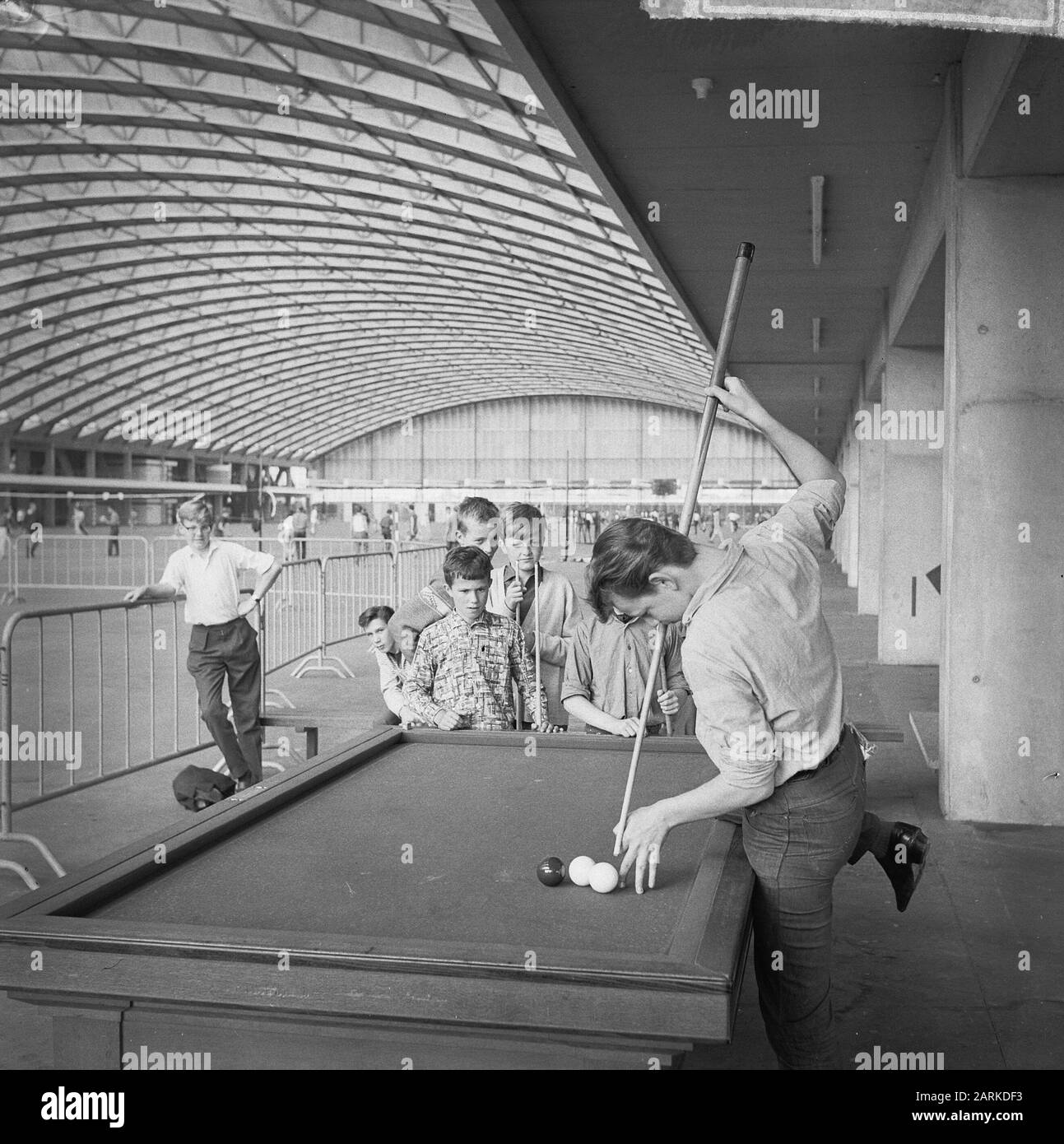 Amsterdam billiards hires stock photography and images Alamy