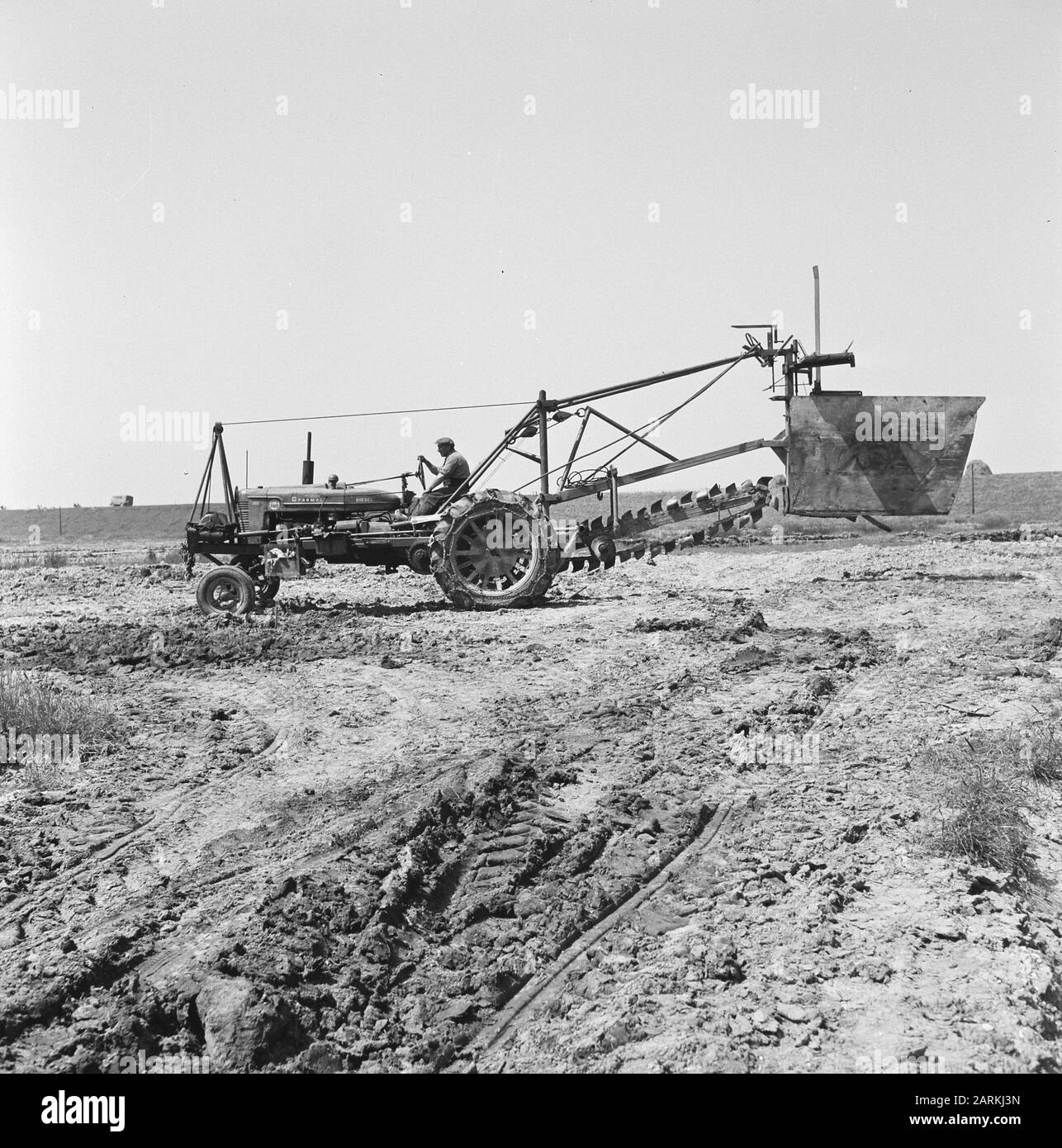 drainage, workers, work Date: July 1958 Keywords: workers, drainage ...