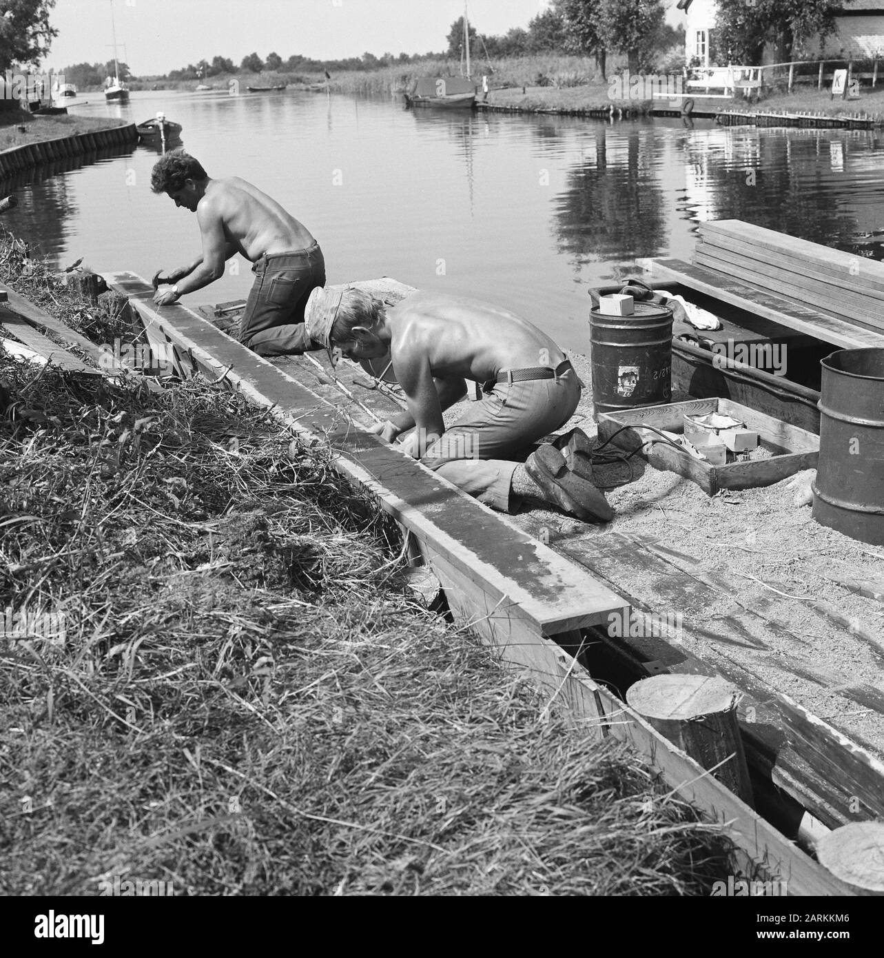 Pile reinforcement Black and White Stock Photos Images Alamy