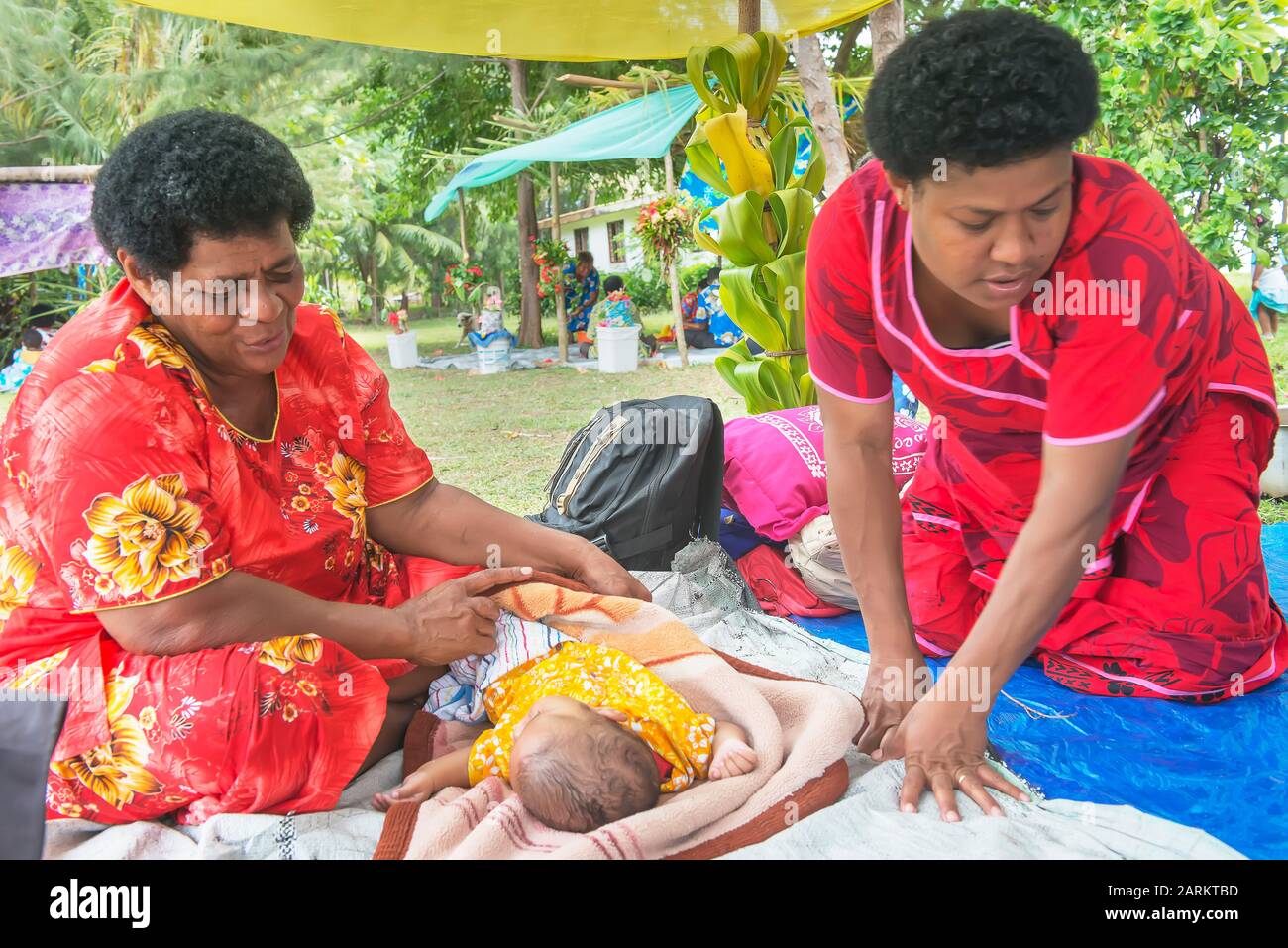 Fijian family hires stock photography and images Alamy
