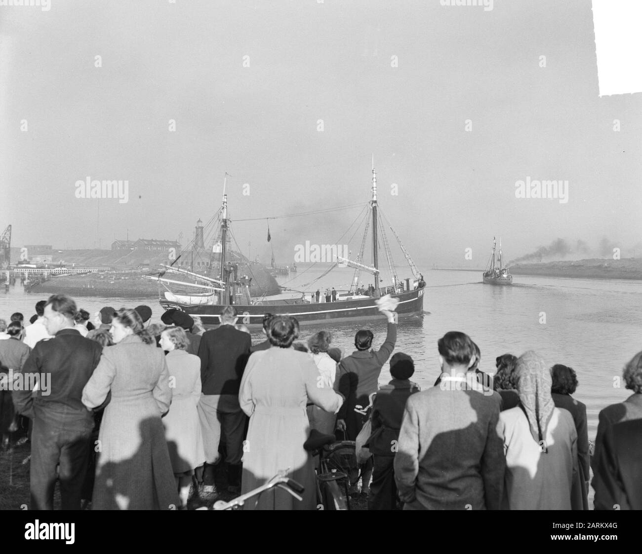 Ijmuiden herring fleet hires stock photography and images Alamy