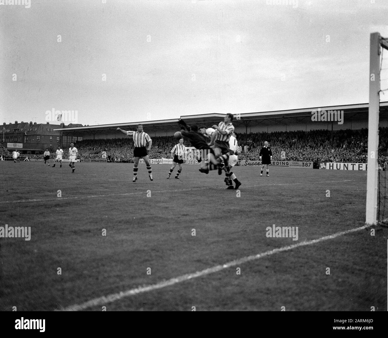 Blackpool Football Club High Resolution Stock Photography And Images Alamy