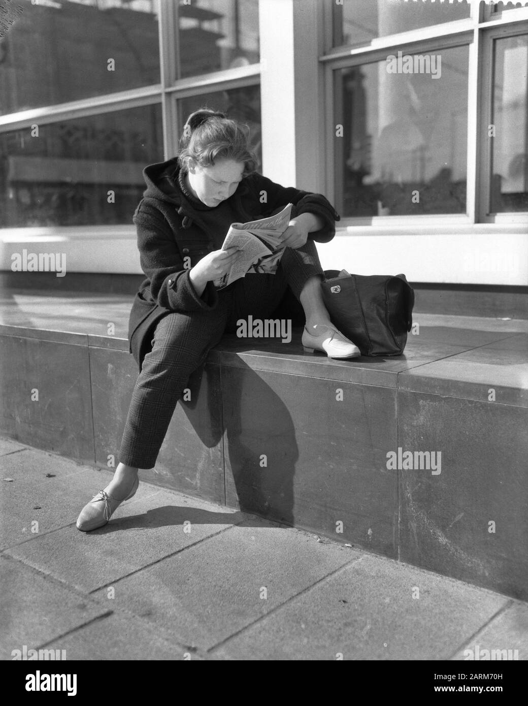 Rotterdam centraal station Black and White Stock Photos & Images - Alamy