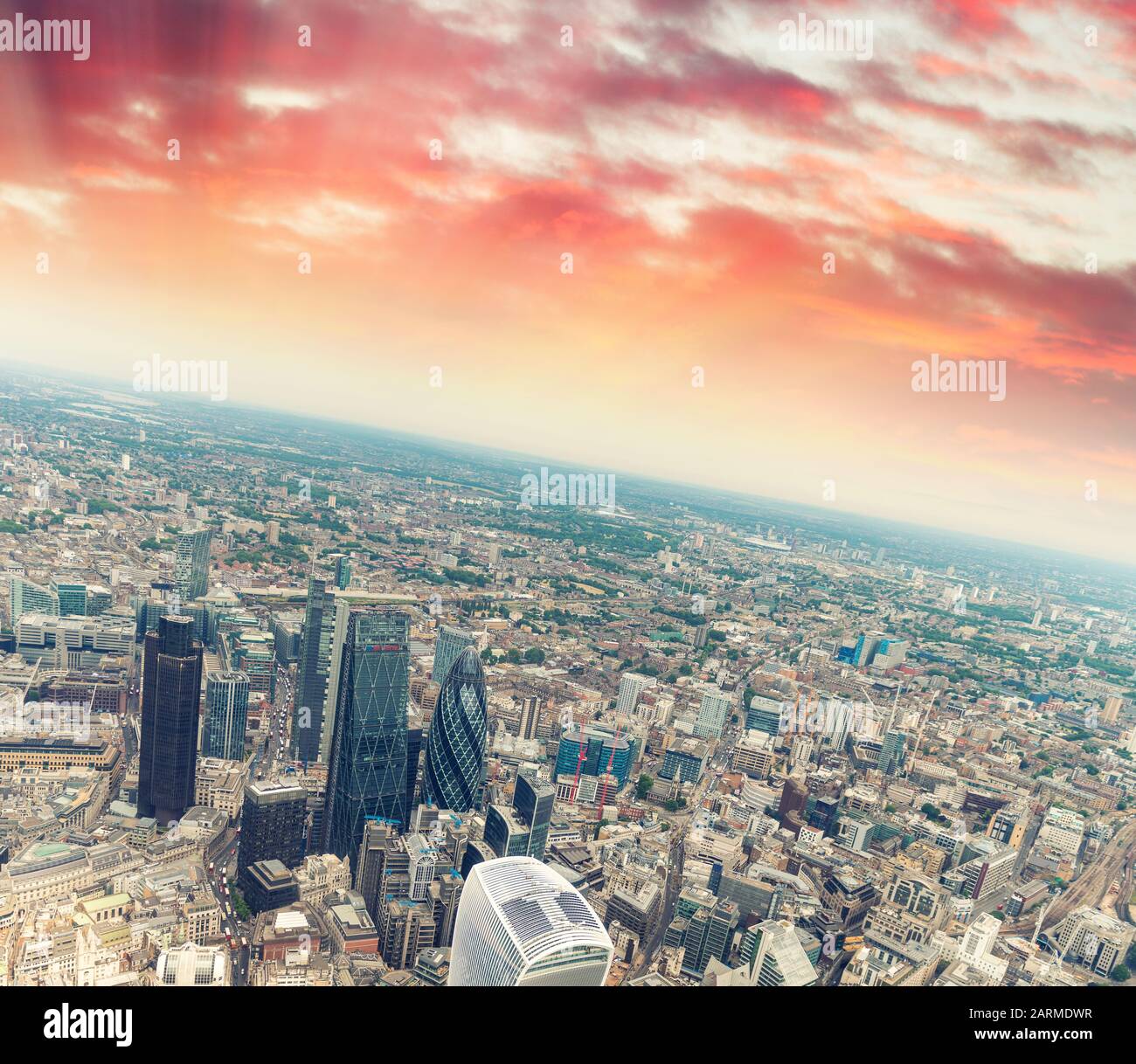 London city skyline helicopter hi-res stock photography and images - Alamy