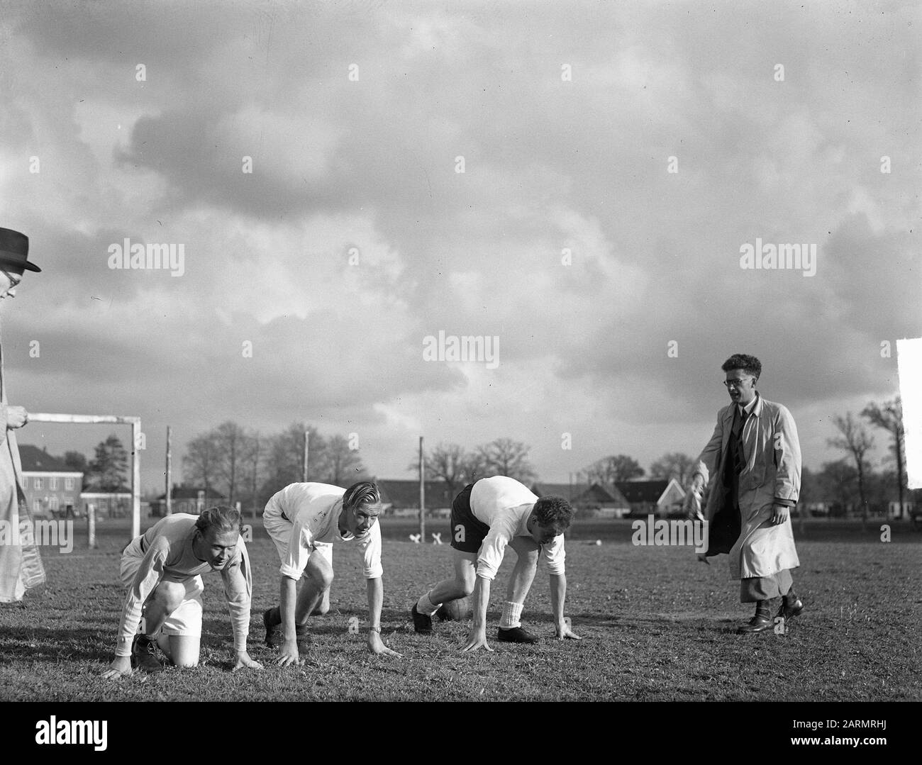 Sports in prison hi-res stock photography and images - Alamy
