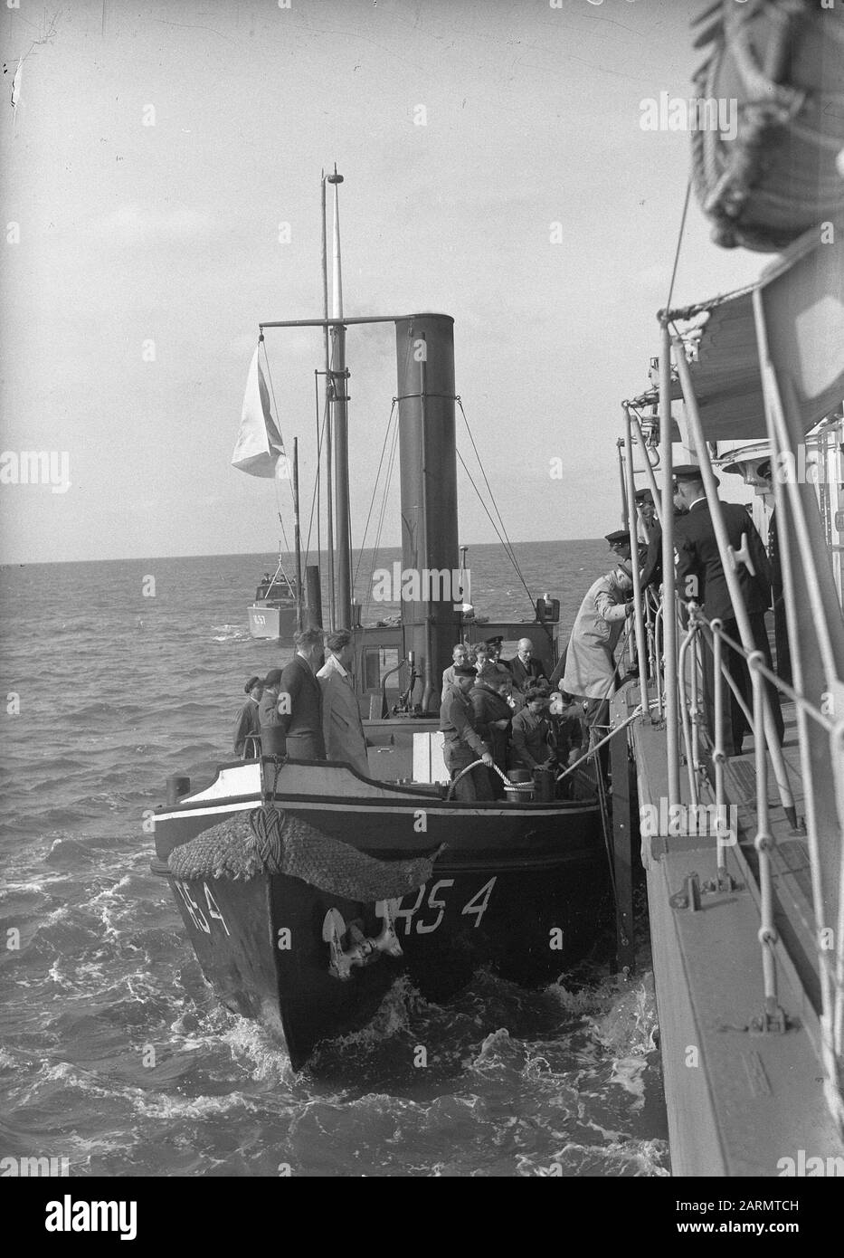 Return queen Wilhelmina with the Piet Hein Date September 26, 1947