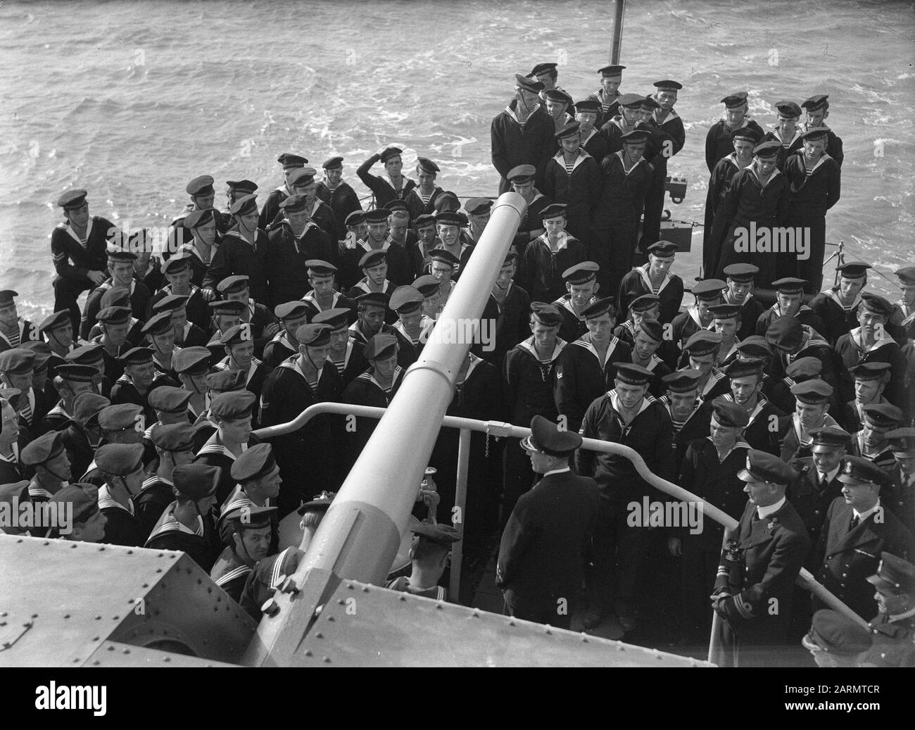 Return queen Wilhelmina with the Piet Hein Date September 26, 1947