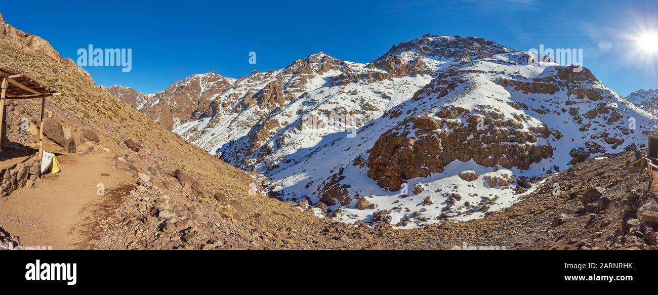 Refuge Toubkal Les Mouflons , Douar Aremd, Imlim, Morocco. Refuge du Toubkal in snow view from the top. Stock Photo