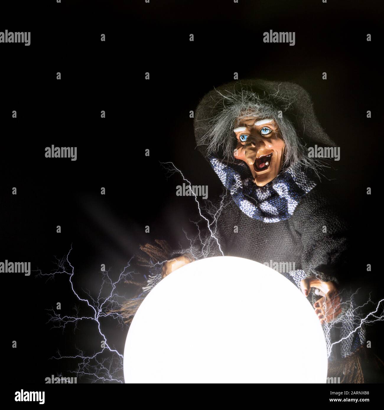 Crystal ball hires stock photography and images  alamy Crystal ball hires stock photography and images  alamy