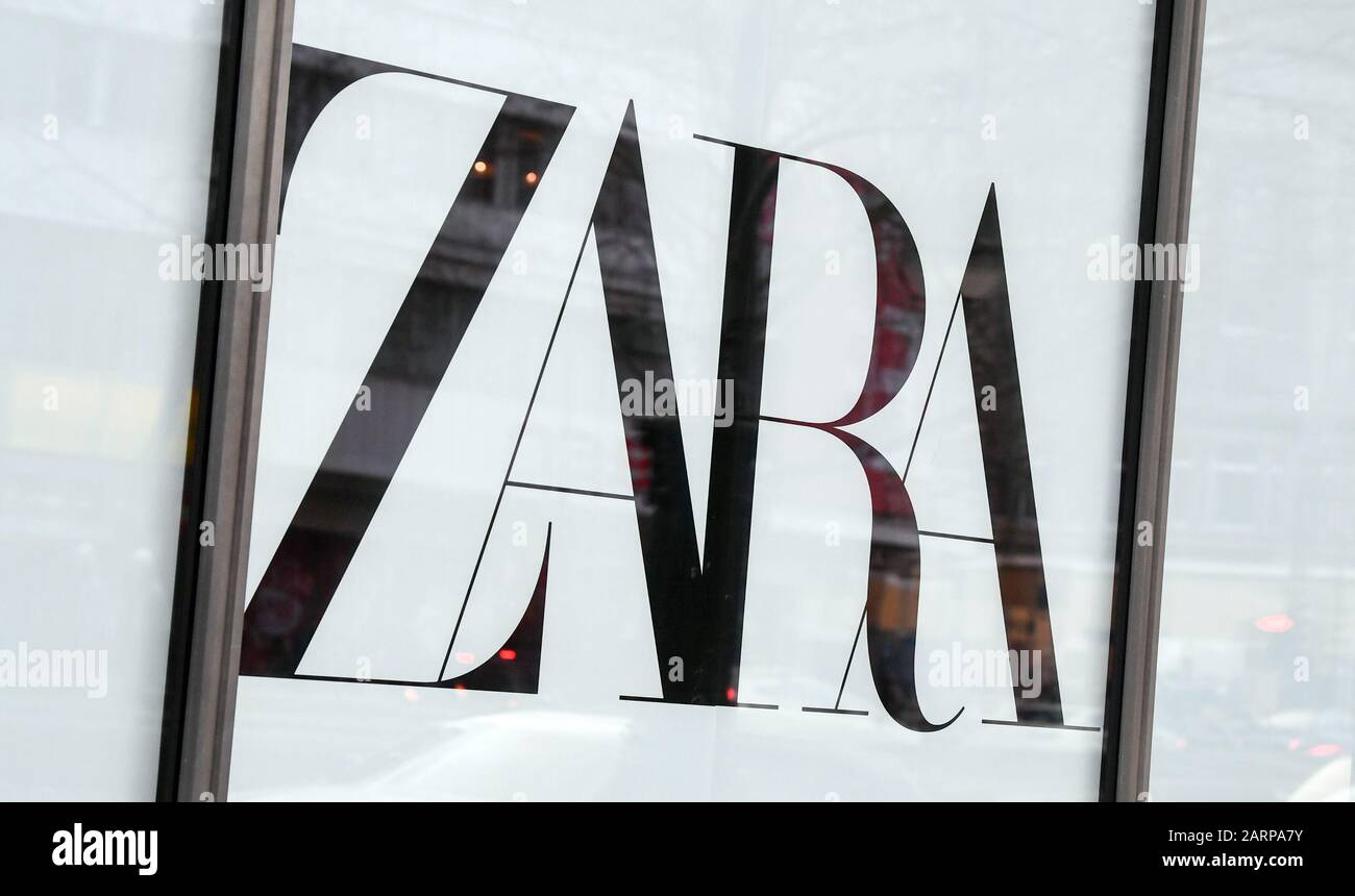 Berlin, Germany. 27th Jan, 2020. The logo "Zara" on a shop of the Spanish  textile company in Tauentzienstraße. Credit: Jens  Kalaene/dpa-Zentralbild/ZB/dpa/Alamy Live News Stock Photo - Alamy