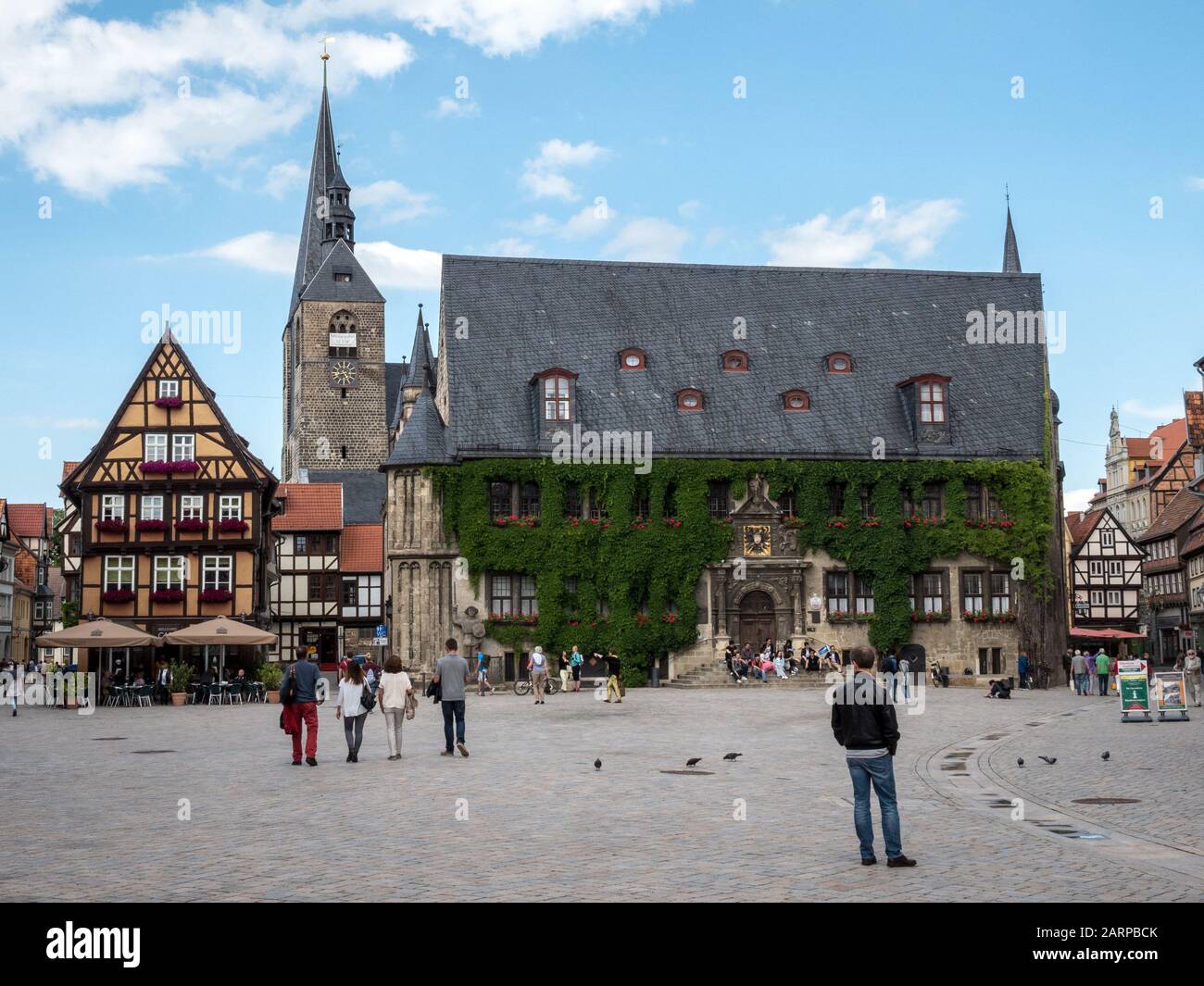 Quedlinburg Market Square And Its Imposing Town Hall Rathaus In The quedlinburg-market-square-and-its-imposing-town-hall-rathaus-in-the