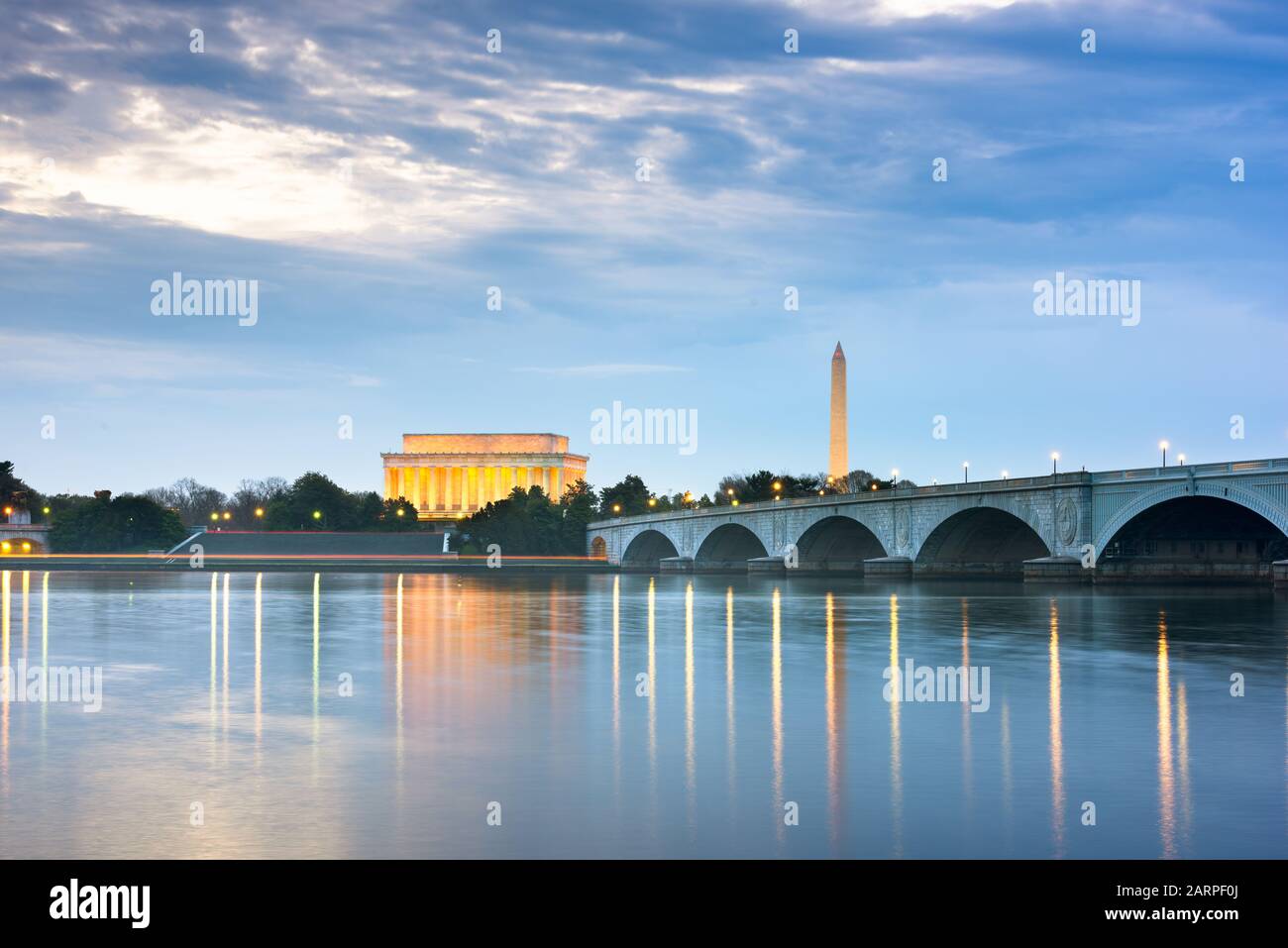 Washington DC, USA skyline on the Potomac River at night Stock Photo Alamy