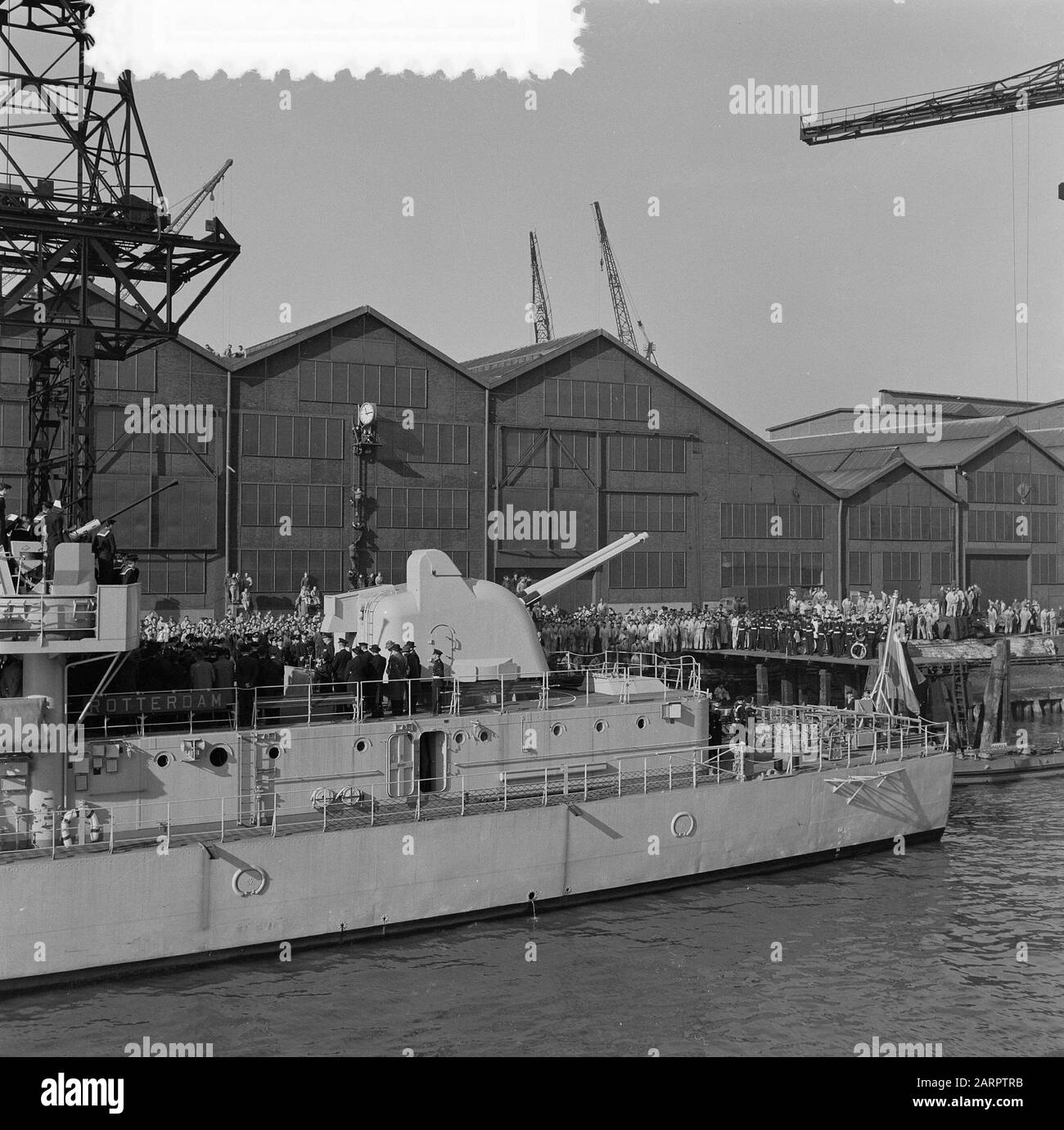 Continued commissioning submarine hunter Rotterdam at RDM Date: 28 February 1957 Keywords: Intermissions Institution name: RDM Stock Photo