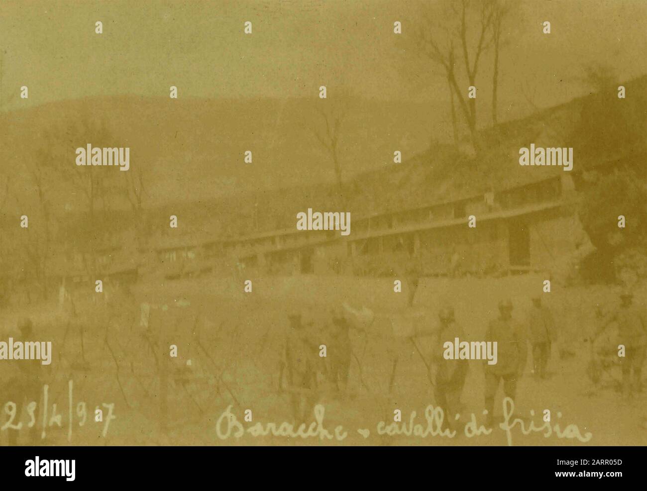 Army barracks hi-res stock photography and images - Alamy