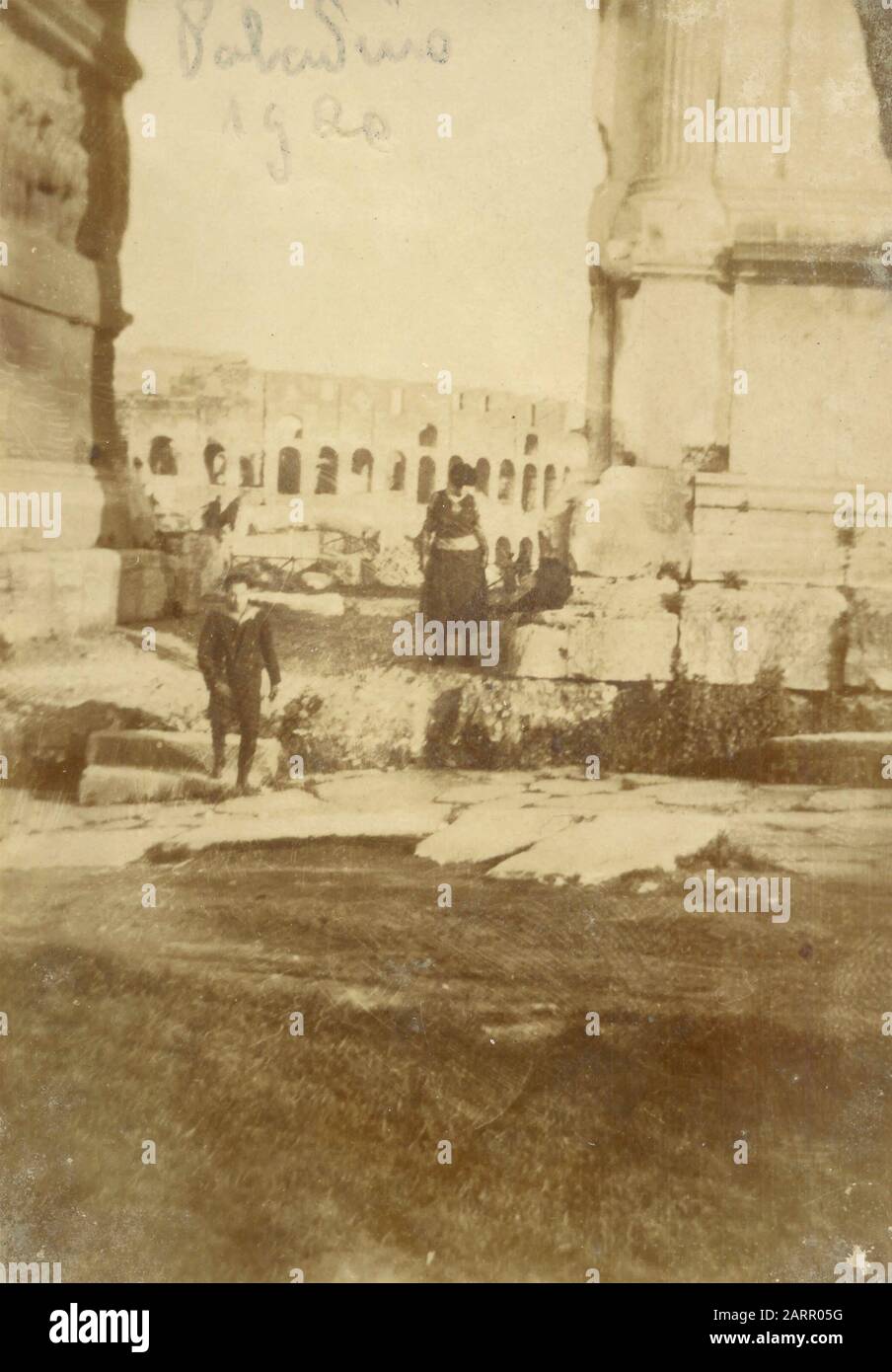 Couple visiting the Palatine, Rome, Italy 1920 Stock Photo