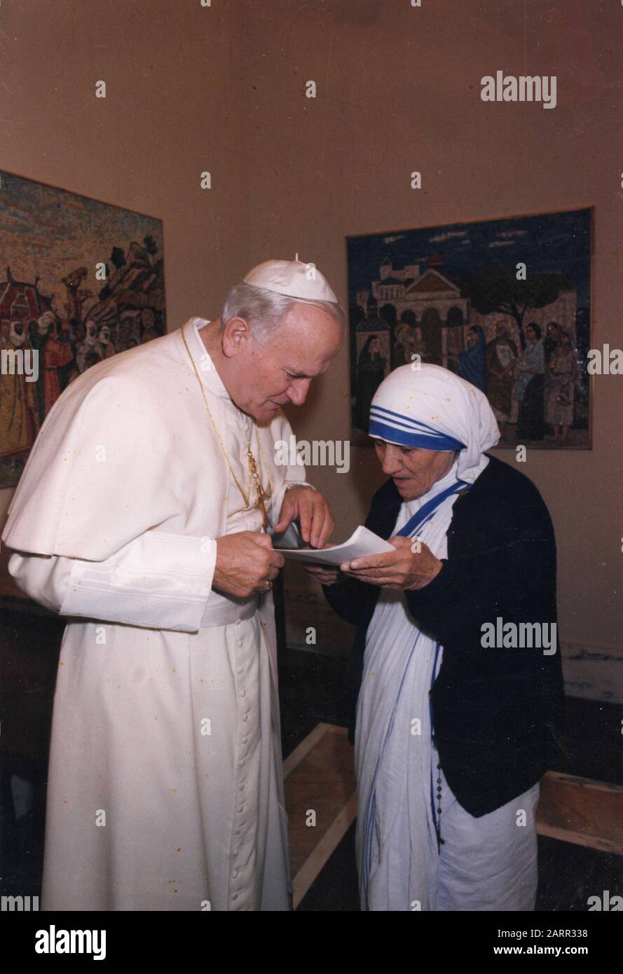 Pope John Paul II and Madre Teresa of Calcutta, Italy 1980s Stock Photo