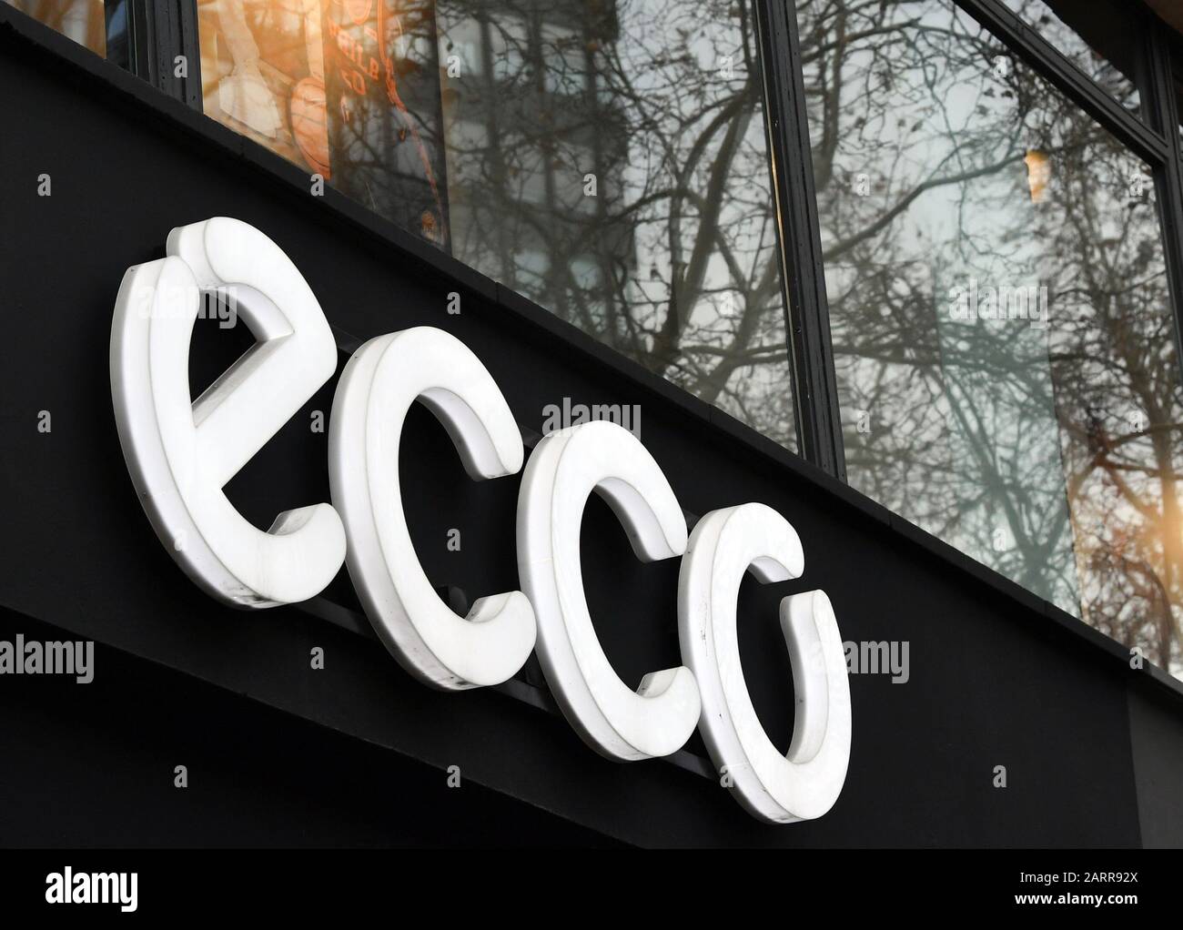 Ecco shop sign hi-res stock photography and images - Alamy