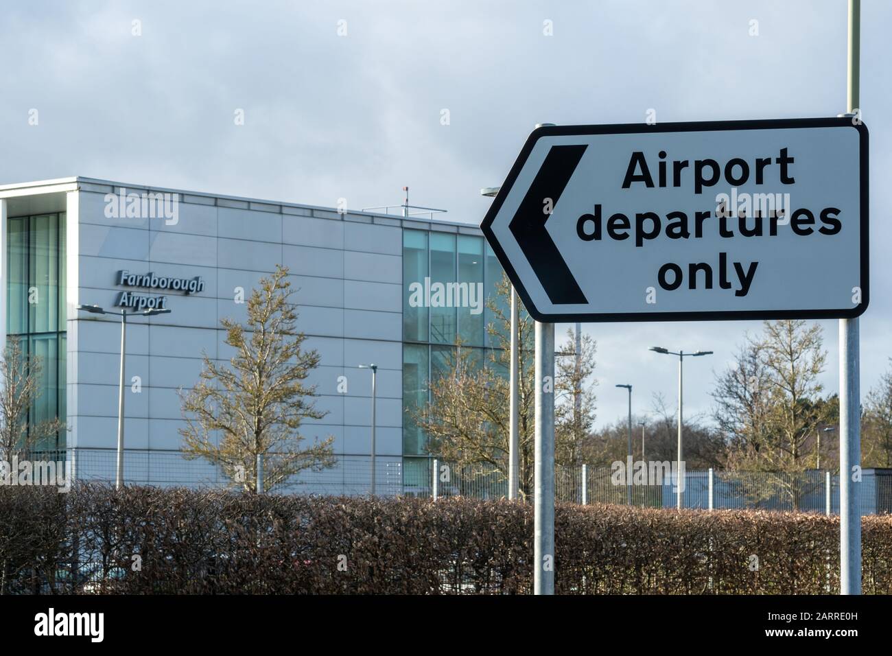 Farnborough Airport, Farnborough, Hampshire, UK, with airport departures only road sign Stock Photo