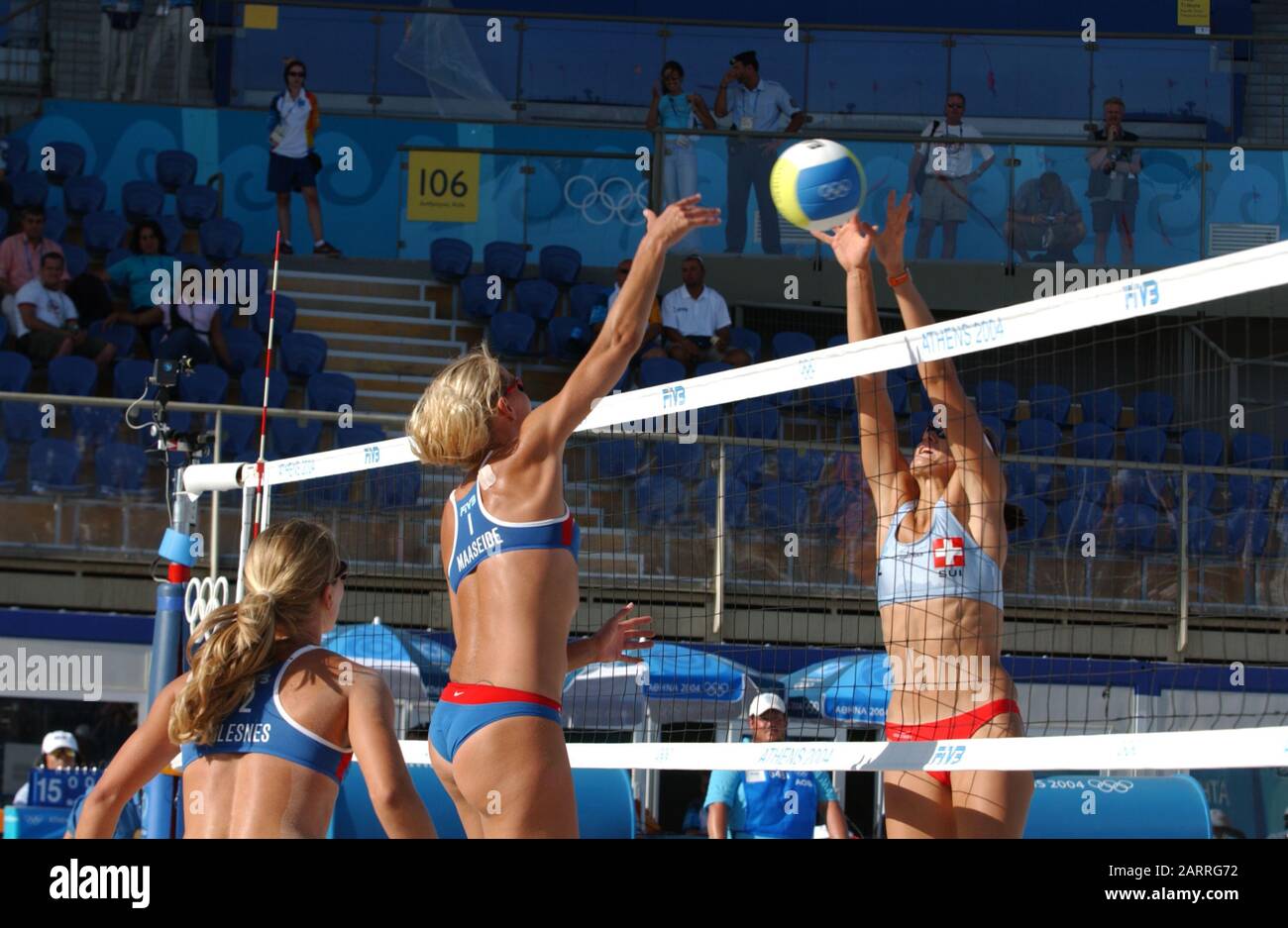 20040816 Olympic Games Athens Greece [Beach Volley Ball] Faliro Coastal Zone - Olympic Complex Mandatory Peter Spurrier/Intersport Images Stock Photo