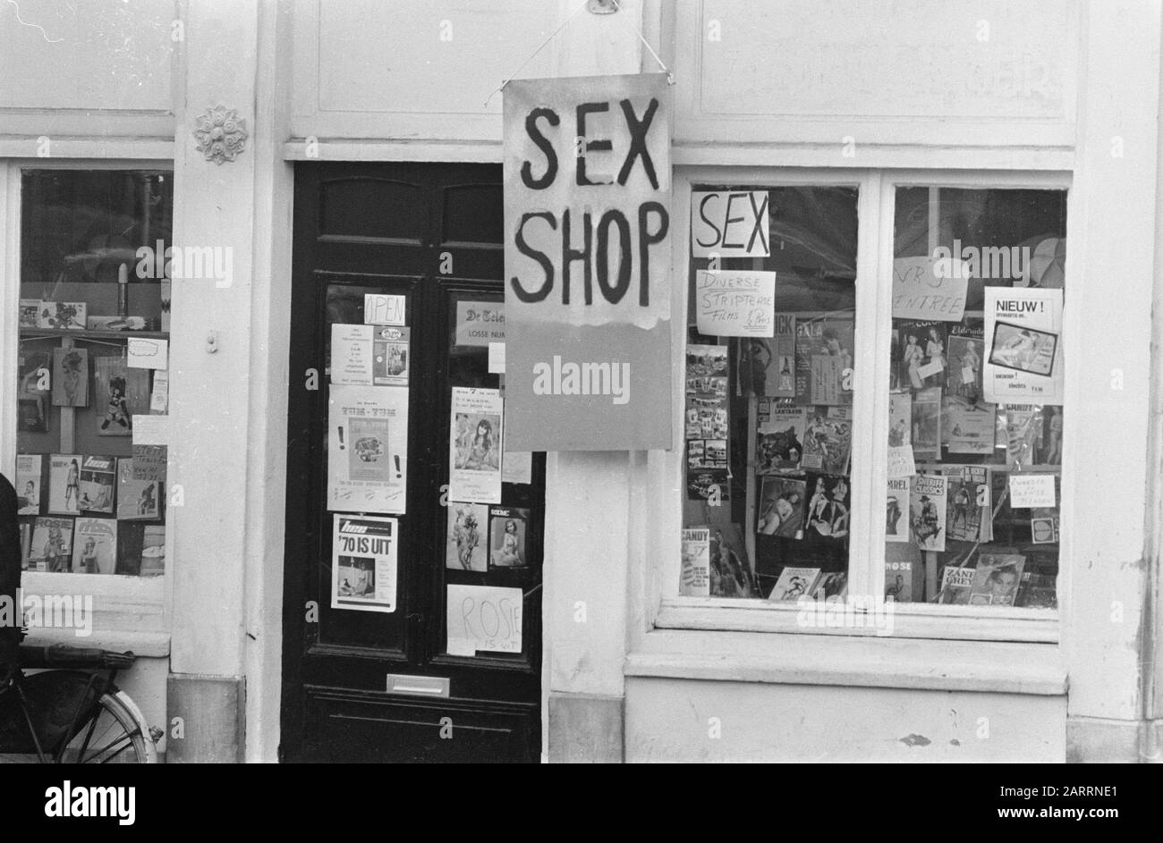 Sex-shop at Reguliersgracht Amsterdam. Exterior Date: 10 February 1970  Location: Amsterdam, Noord-Holland Keywords: exterior, sex-shops Stock  Photo - Alamy