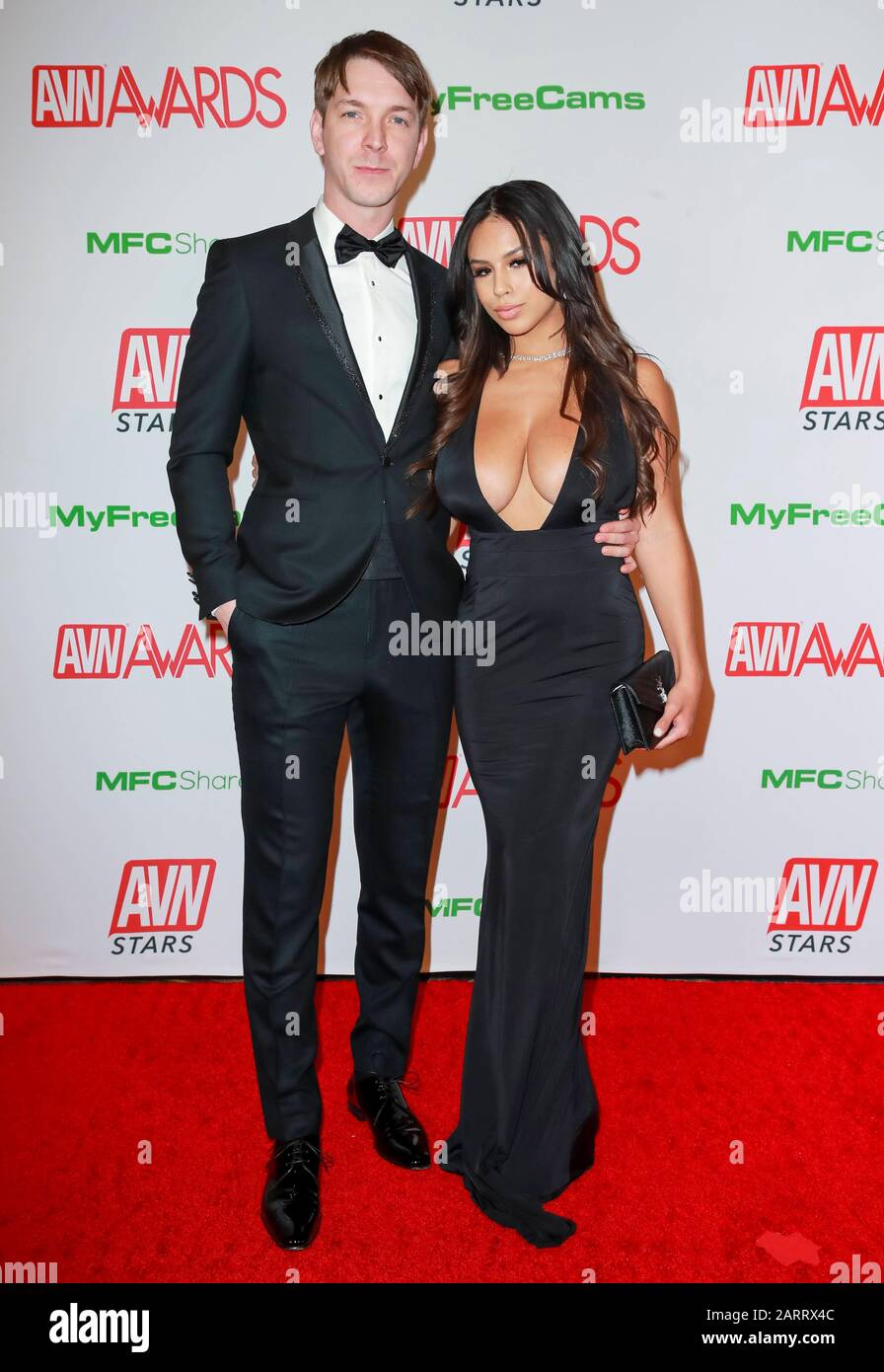 Markus Dupree And Autumn Falls Attend The 2020 Adult Video News Avn Awards At The Joint Inside 