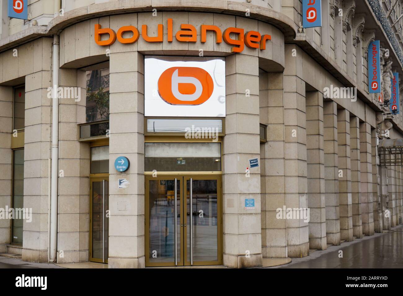 Boulanger shop hi-res stock photography and images - Page 2 - Alamy