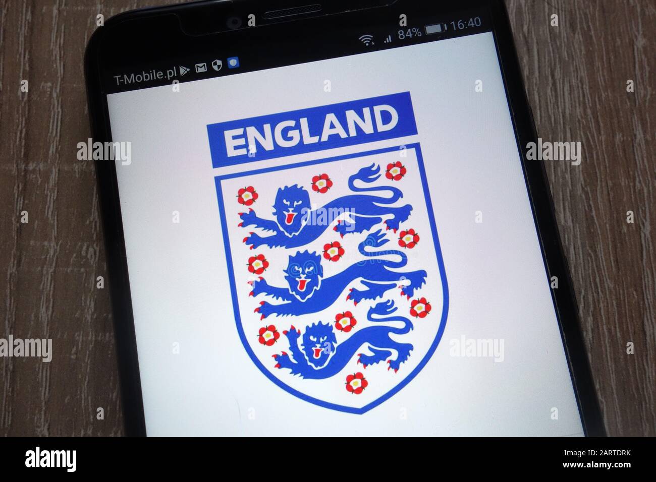 England national football team logo displayed on a modern smartphone Stock Photo