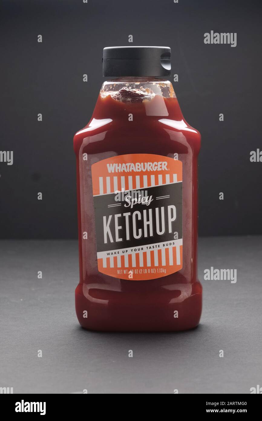 Whataburger Spicy Ketchup, 20 oz Squeeze Bottle