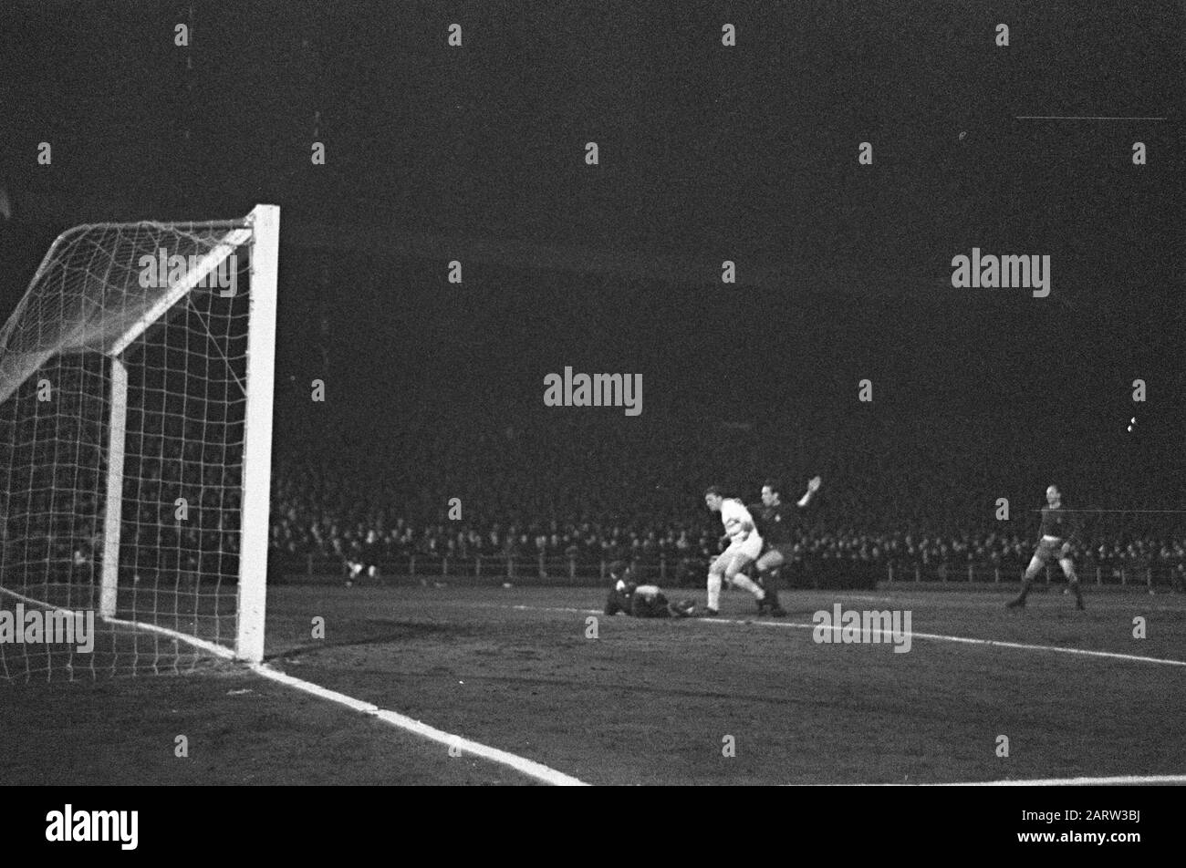 Standard liege Black and White Stock Photos & Images Alamy