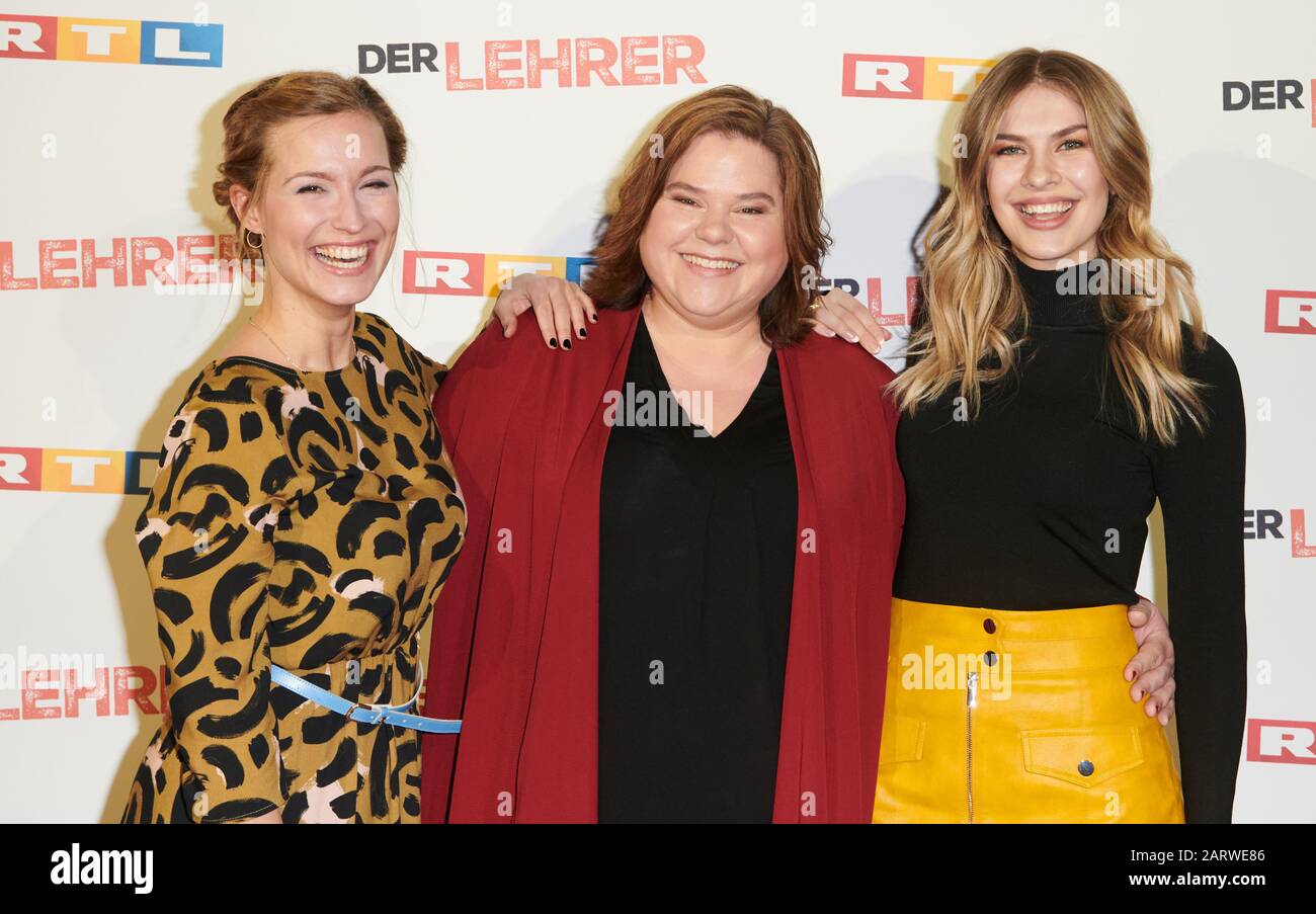 Zsa zsa inci burkle hi-res stock photography and images - Alamy