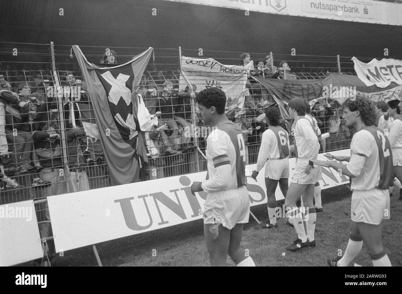 Frank rijkaard ajax 1987 hi-res stock photography and images - Alamy